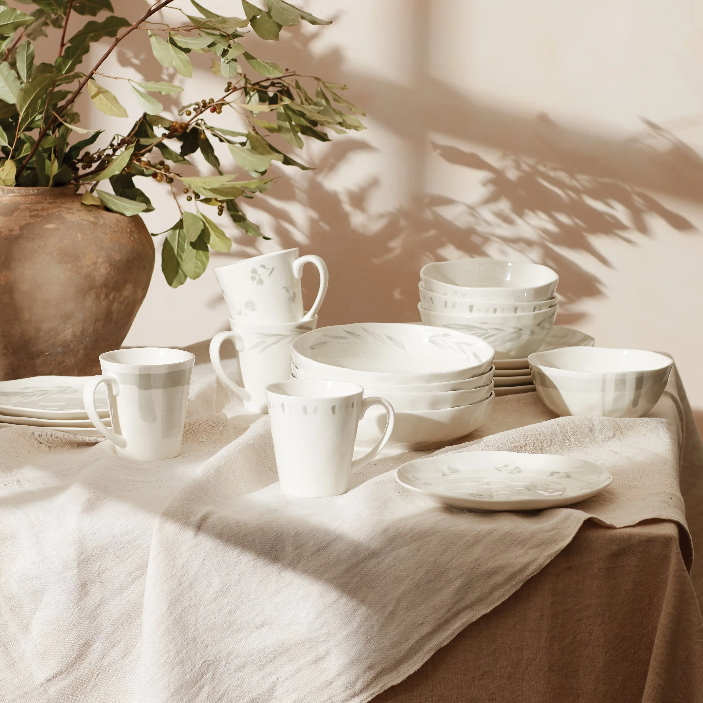Oyster Bay 12-Piece Dinnerware Set - Image 14