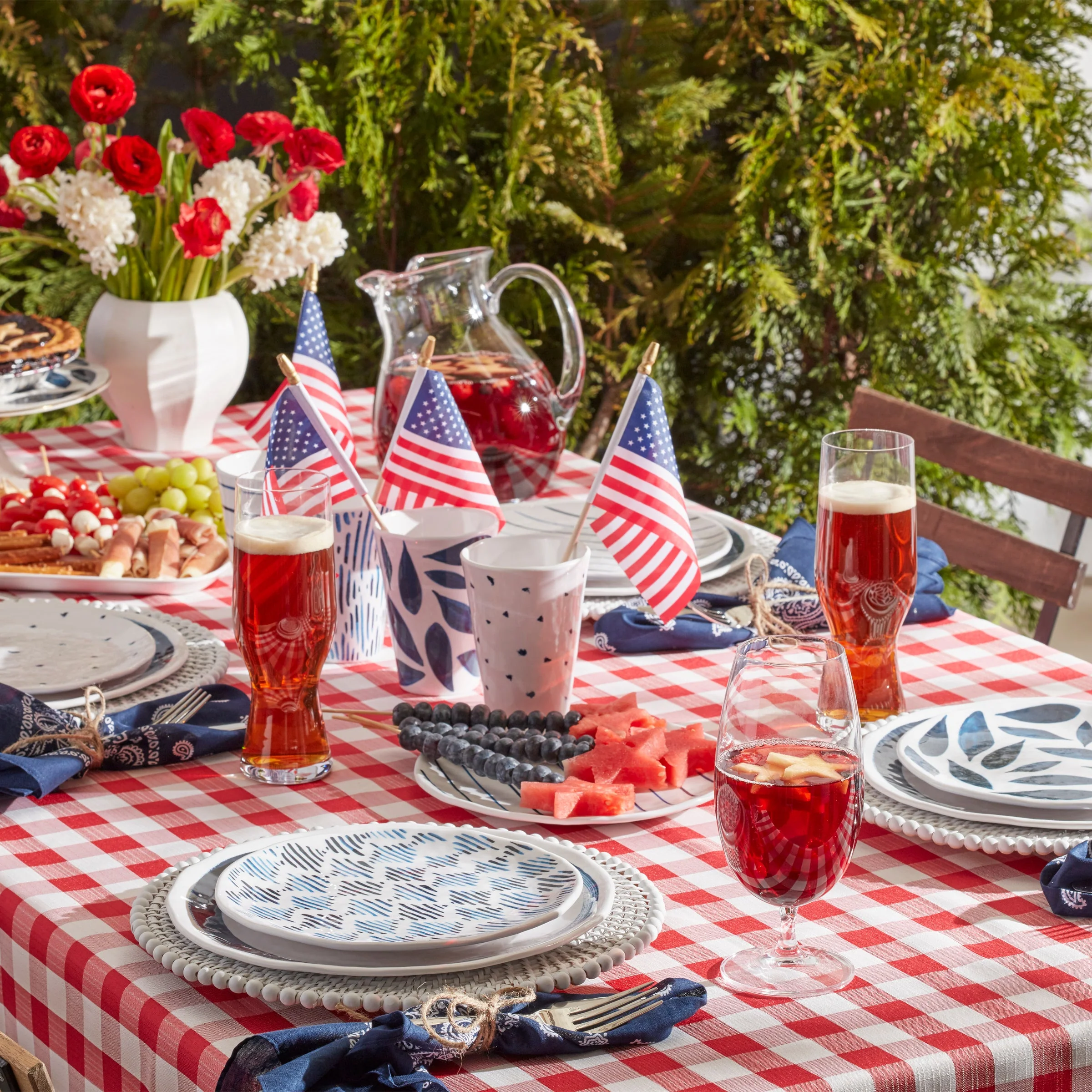 Blue Bay Melamine 16-Piece Dinnerware Set - Image 5
