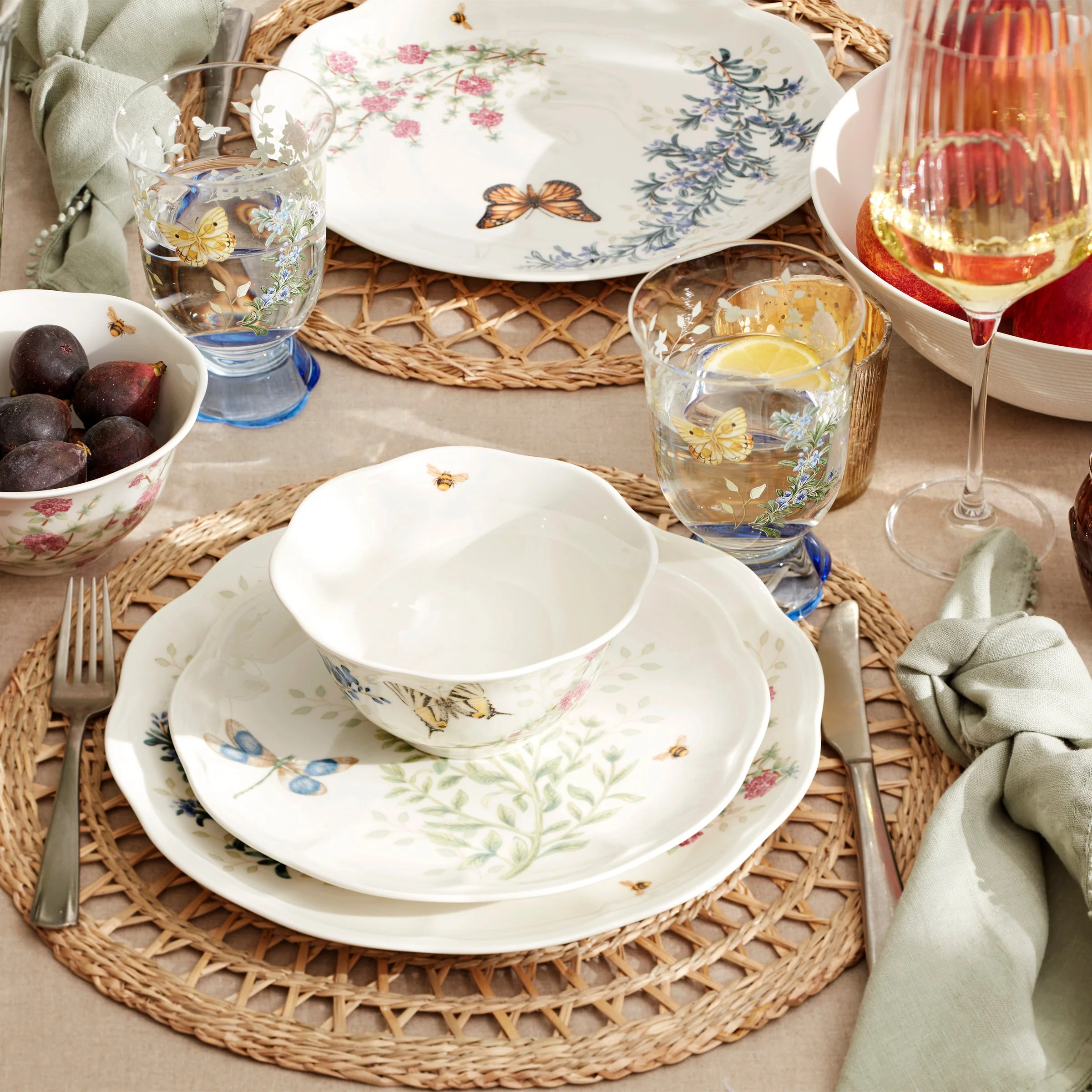Butterfly Meadow Herbs Accent Plates, Set of 4 - Image 3