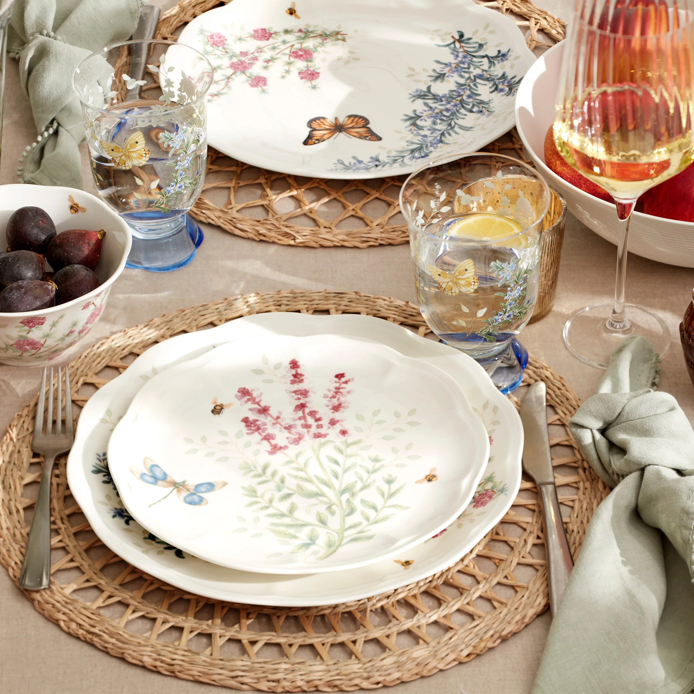Butterfly Meadow Herbs Accent Plates, Set of 4 - Image 4