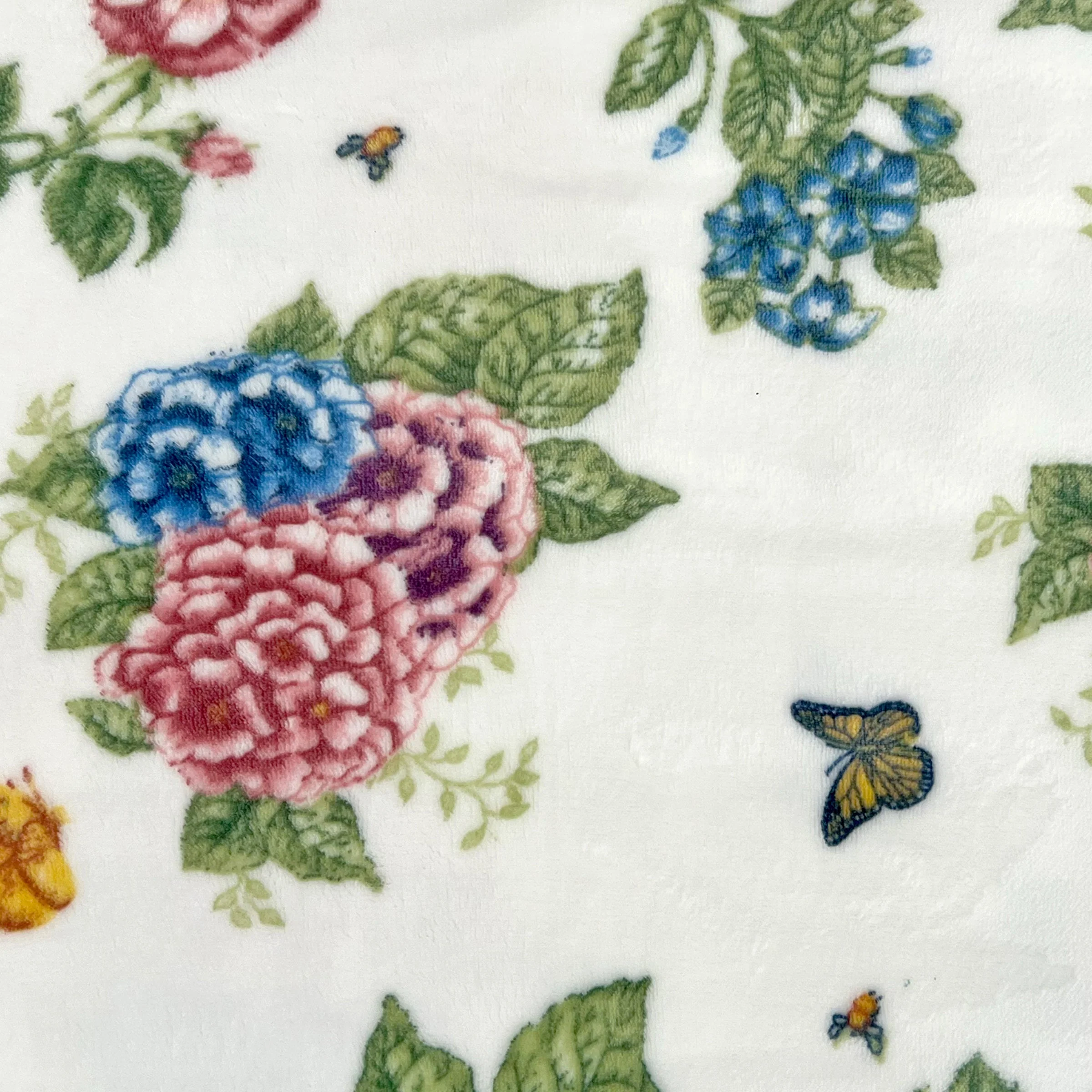 Butterfly Meadow Hydrangea Throw Blanket - Image 6