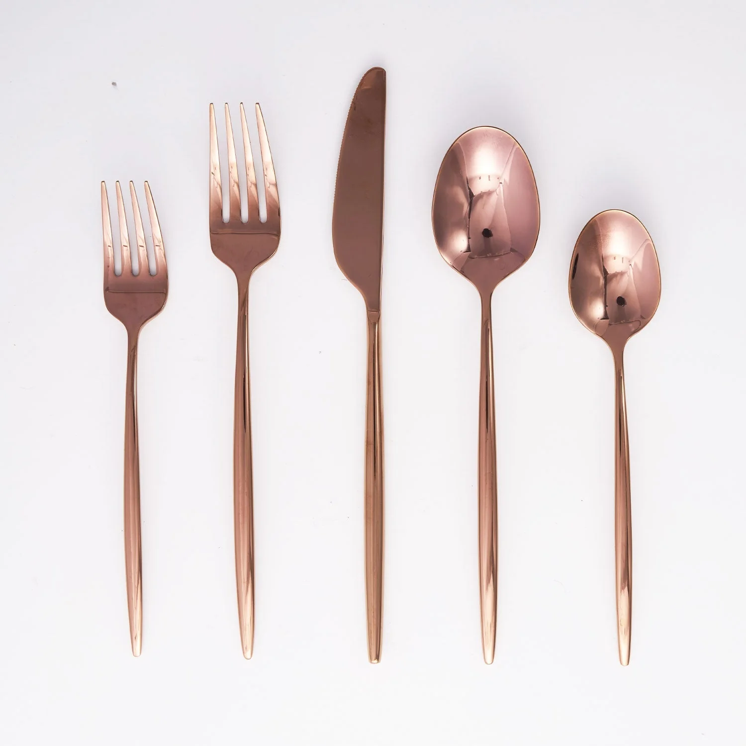 Gaze Copper Mirror 20-Piece Flatware Set - Image 3