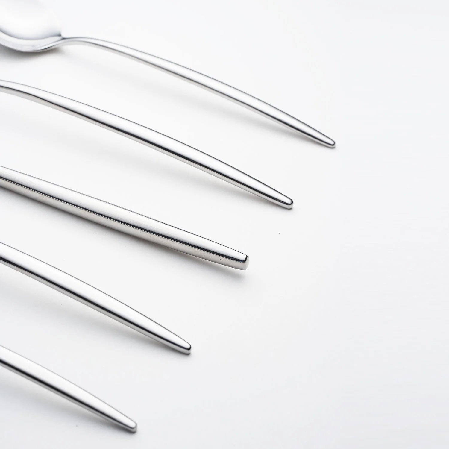Gaze 20-Piece Flatware Set - Image 4