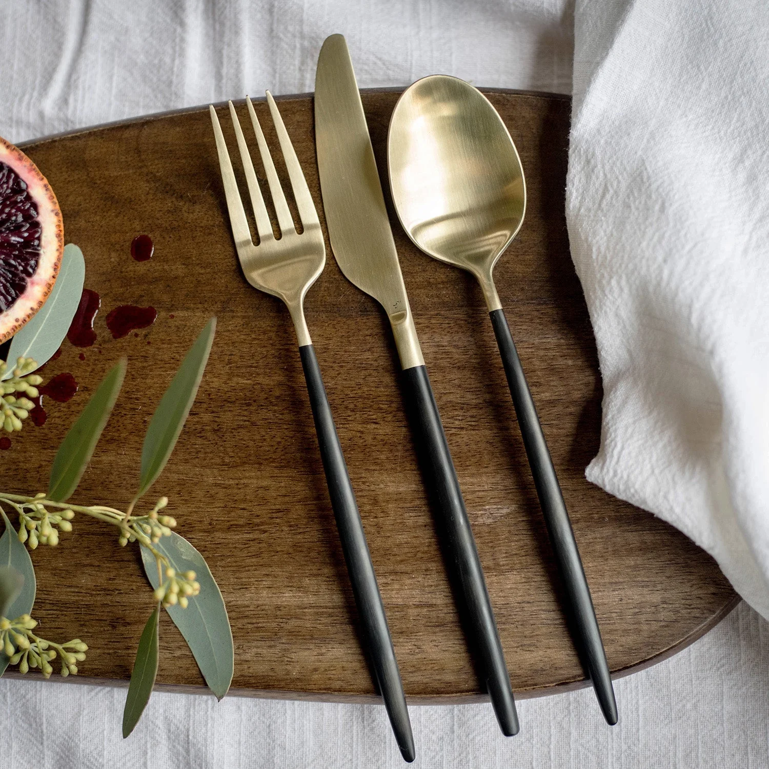 Gaze Black Champagne Satin 20-Piece Flatware Set - Image 11