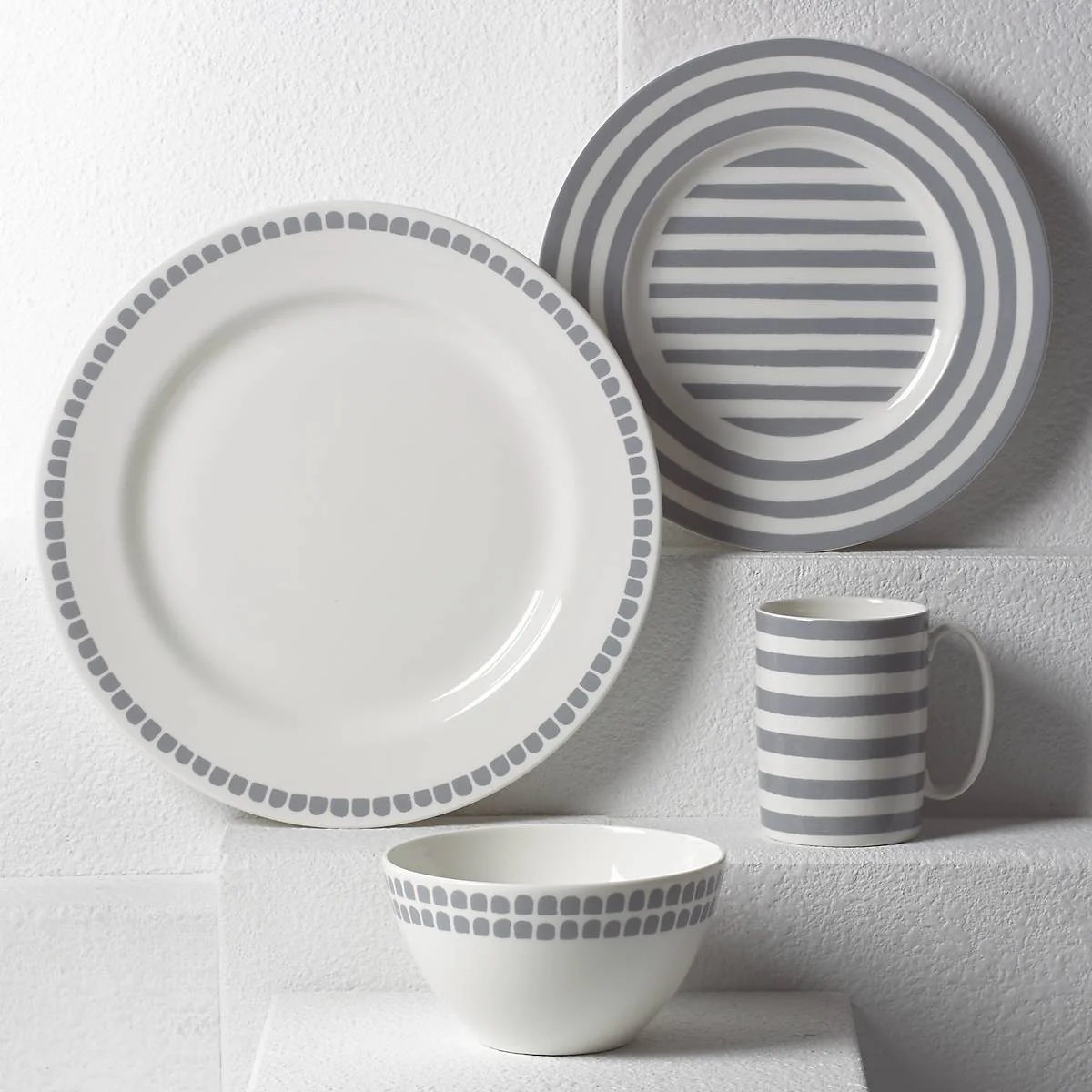 Charlotte Street Grey North 4-Piece Place Setting
