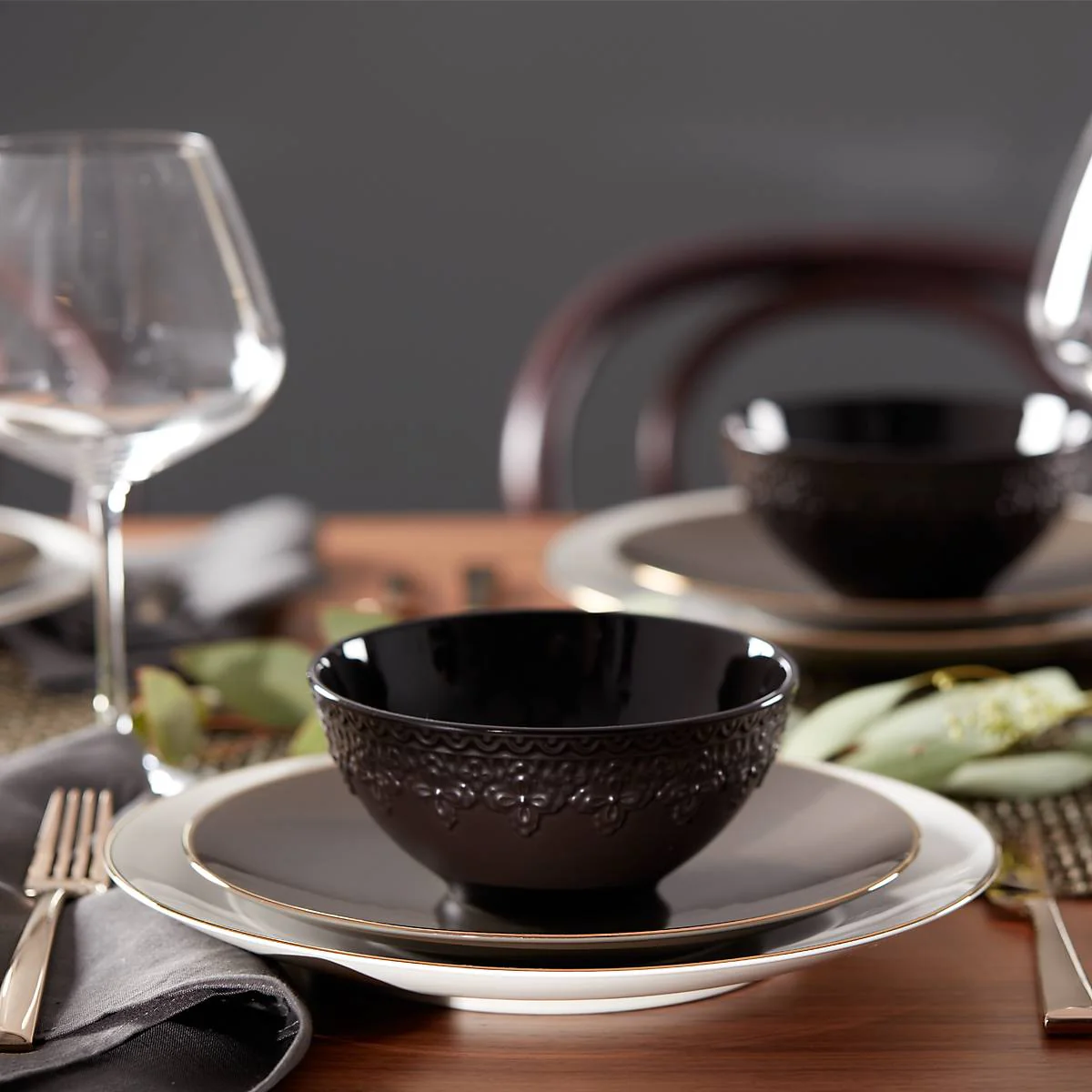 Chelse Muse Fleur Black All-Purpose Bowls, Set of 4 - Image 3