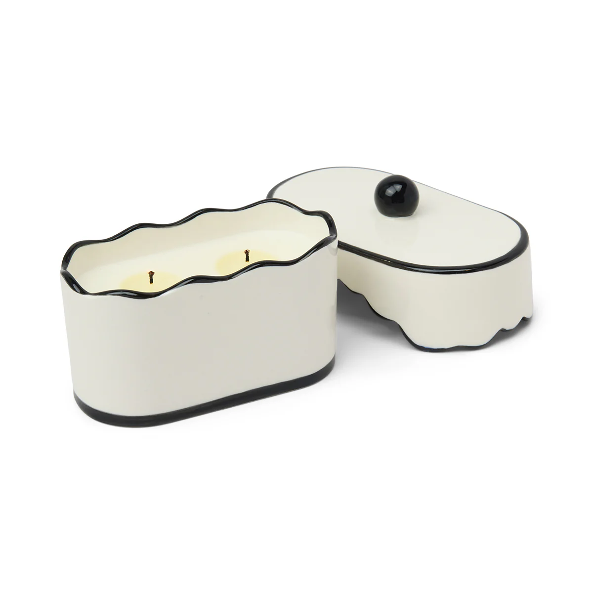 Cherie Black Fig & Olive 5.5oz Candle - Image 2