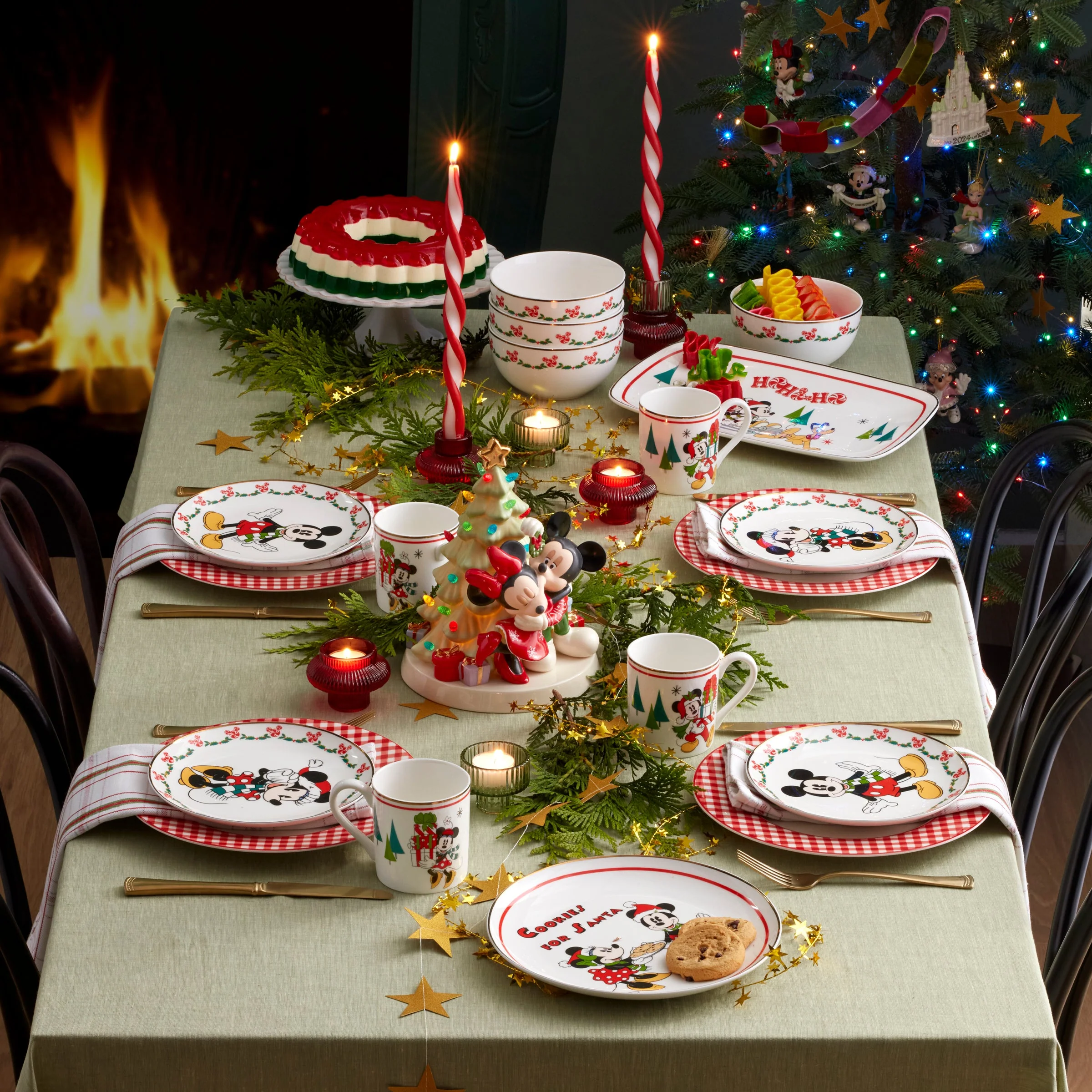 Disney Holiday Cookies for Santa Plate - Image 3