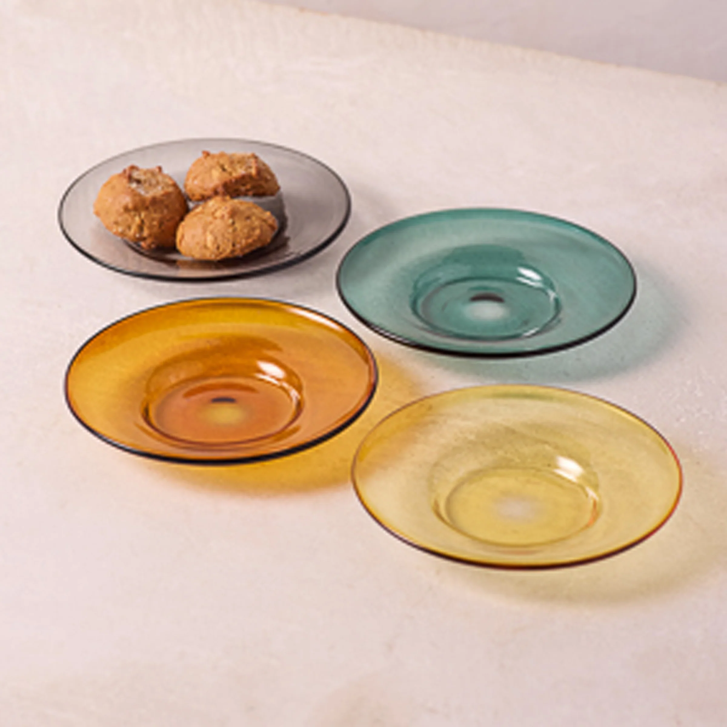 Niko Glass Plates, Set of 4
