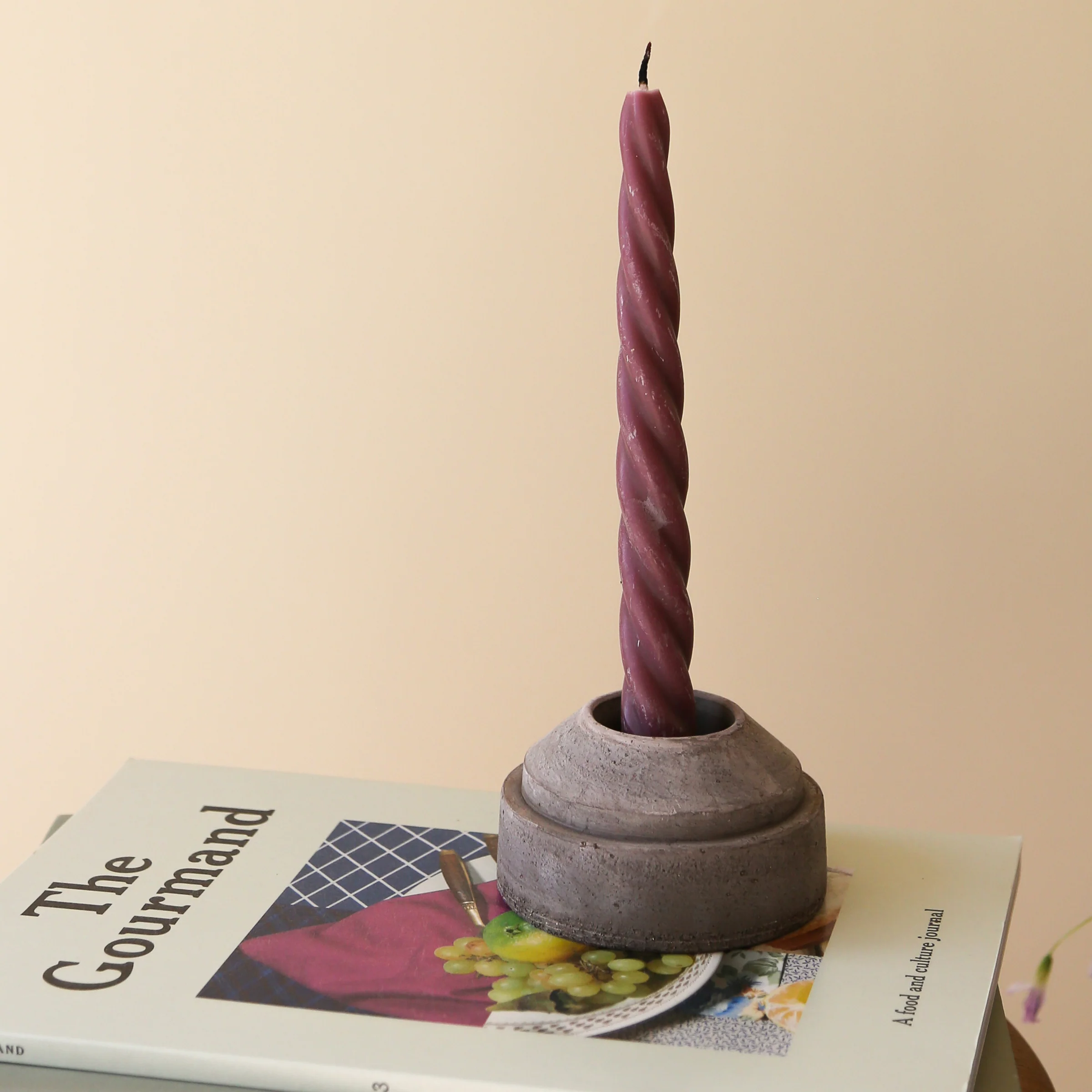 Hoff Raw Grey Candleholder - Image 4