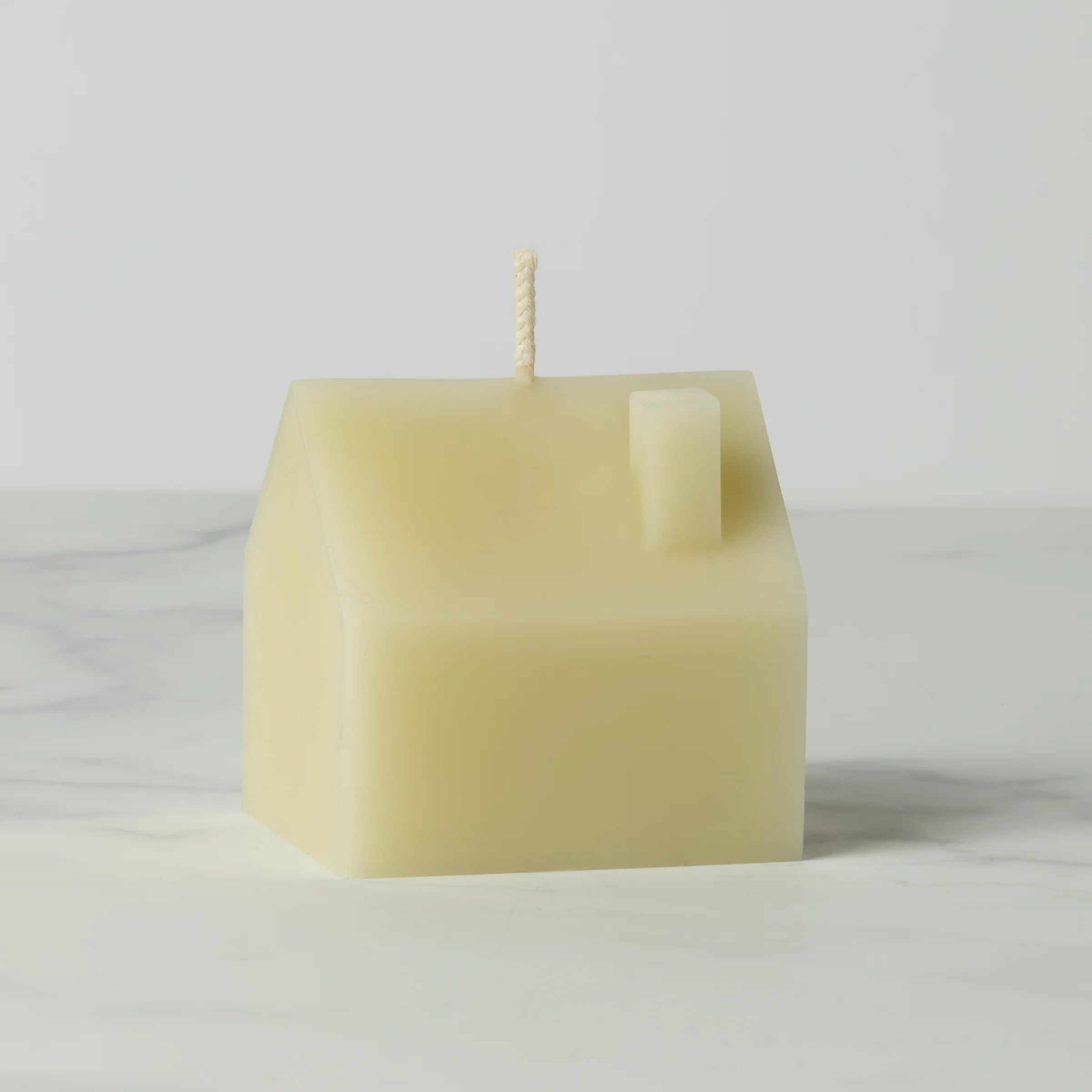 Iconic Cream Small House Candle - Image 3