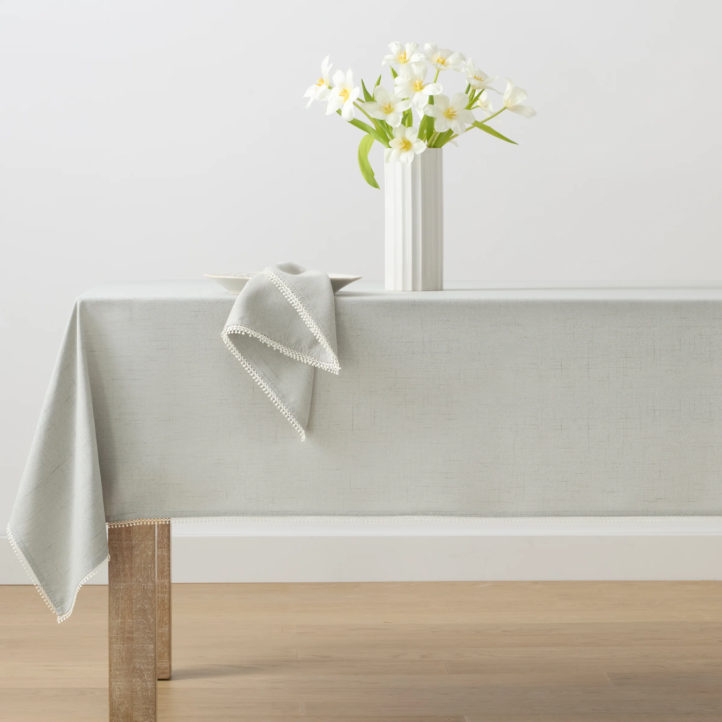French Perle Solid Dove Grey 60x120 Tablecloth - Image 2