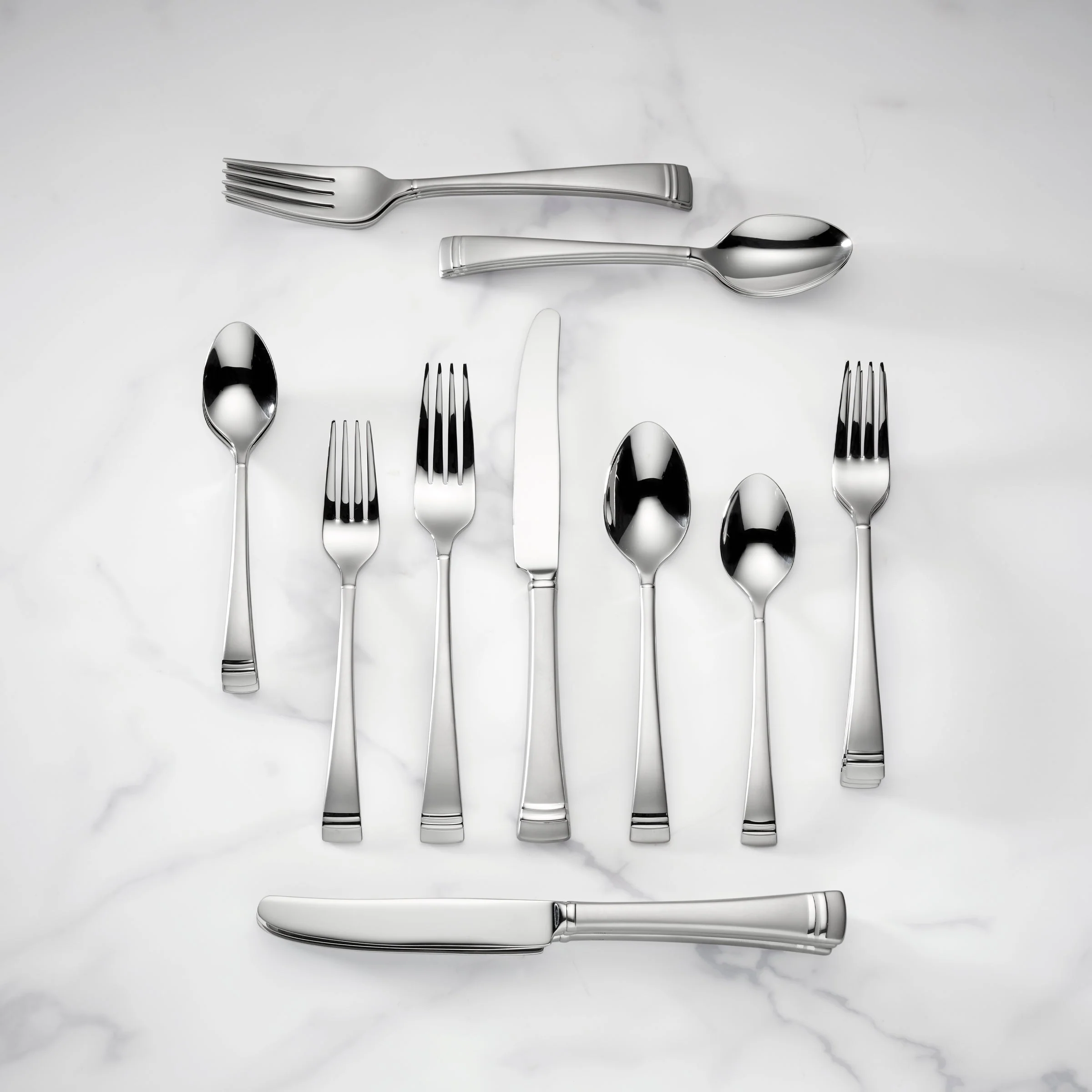 Federal Platinum Frosted 20-Piece Flatware Set