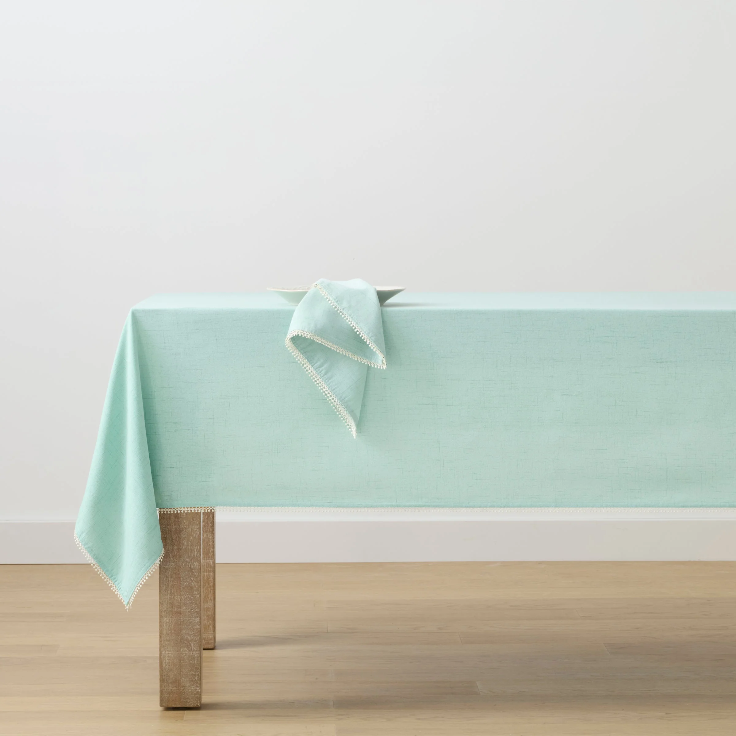 French Perle Ice Blue 60x84 Tablecloth - Image 2