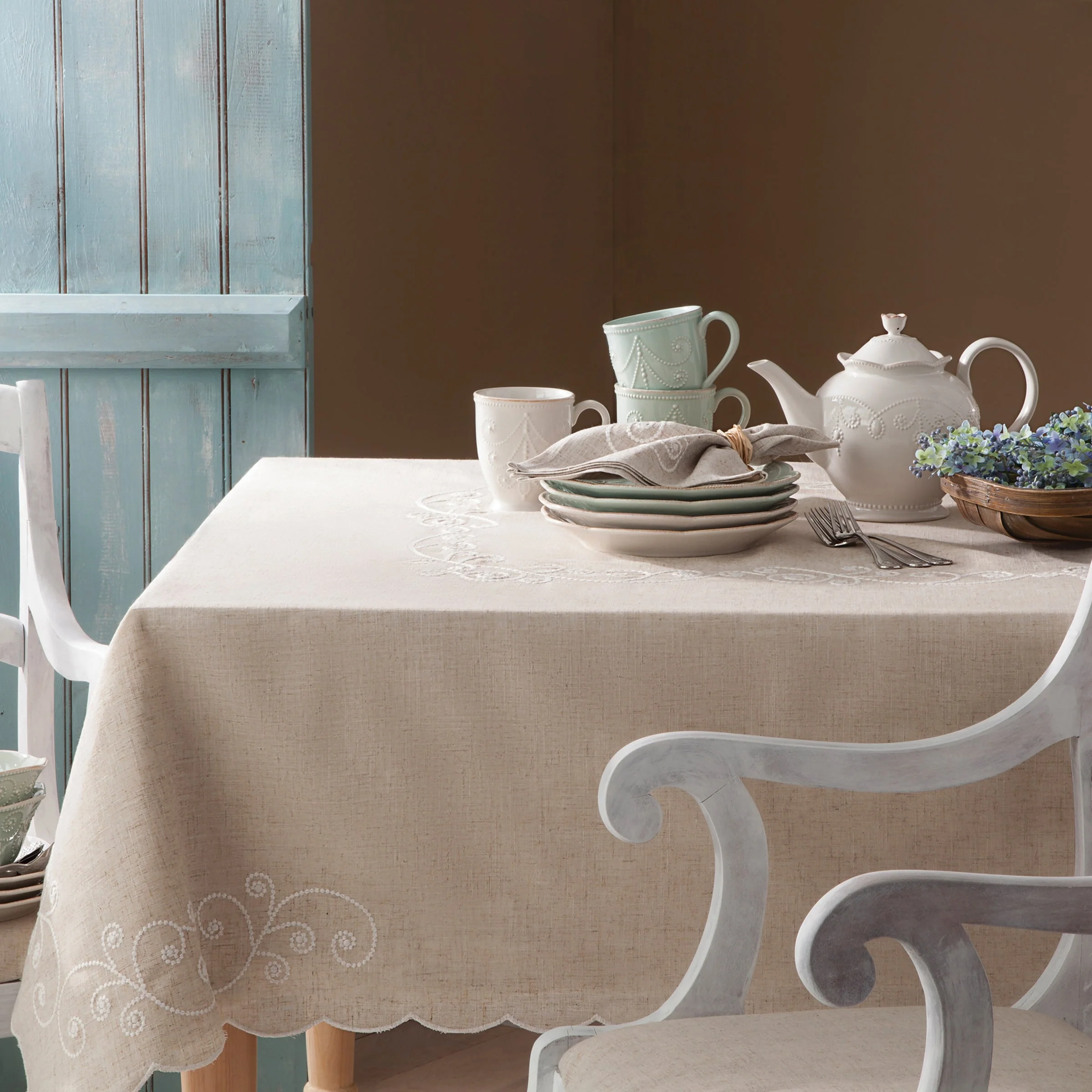French Perle Linen 60x84 Tablecloth