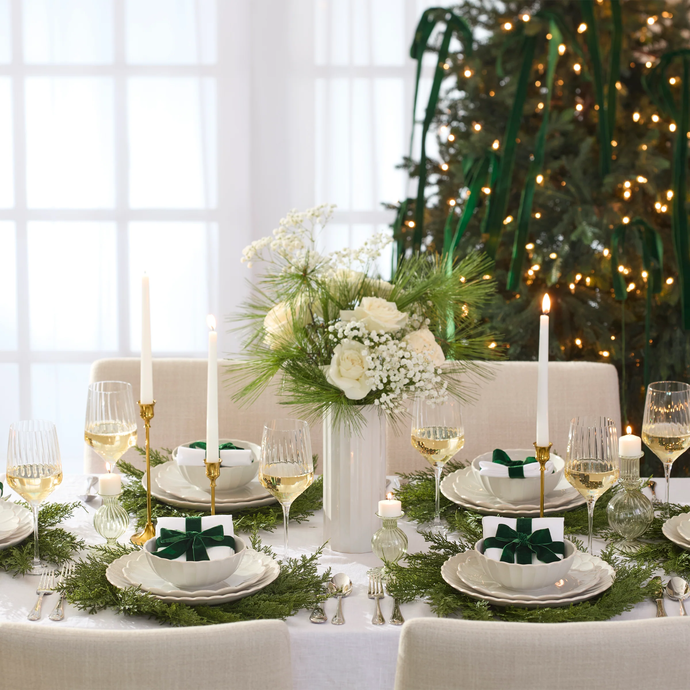 French Perle Scallop White Accent Plates, Set of 4 - Image 5