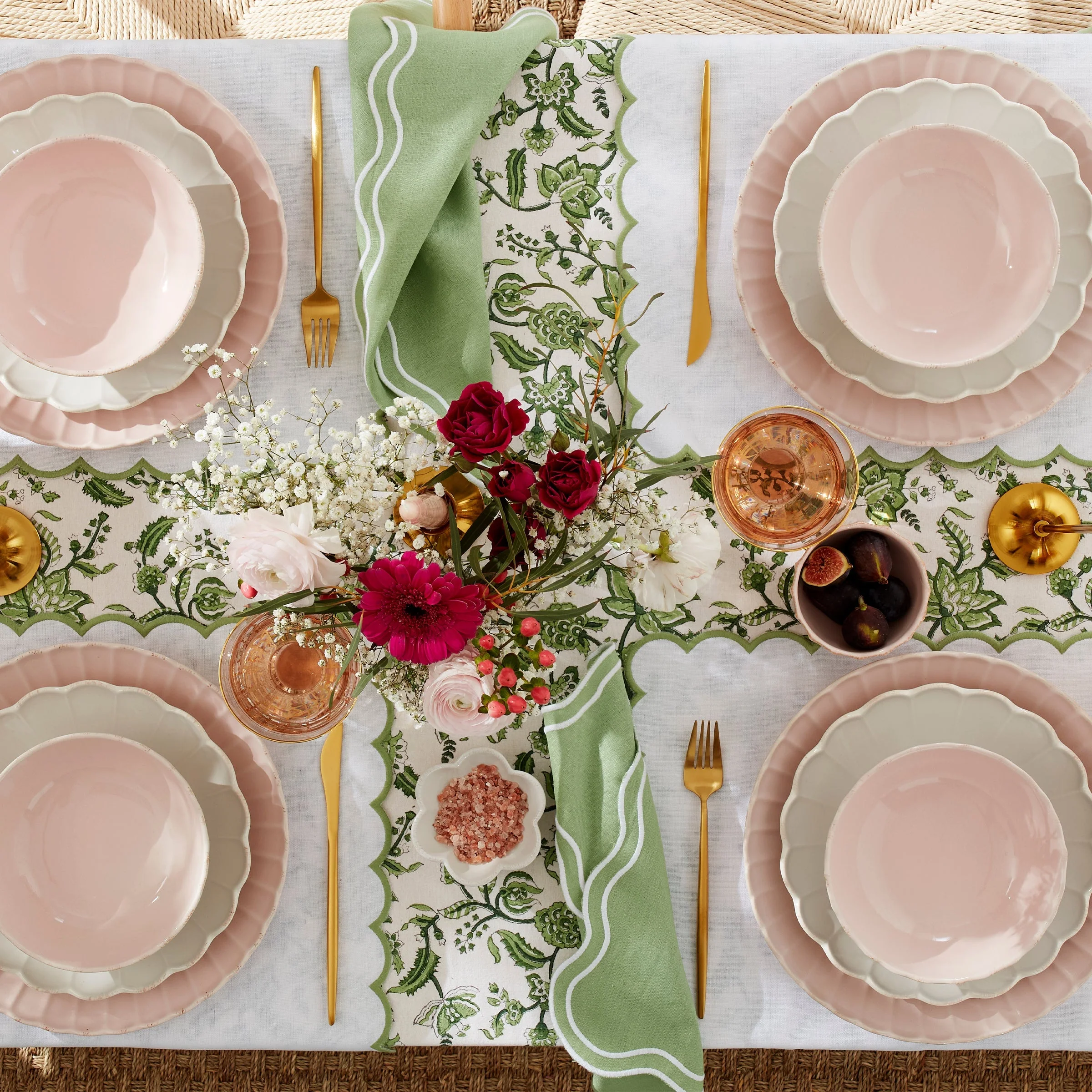 French Perle Scallop White Accent Plates, Set of 4 - Image 3