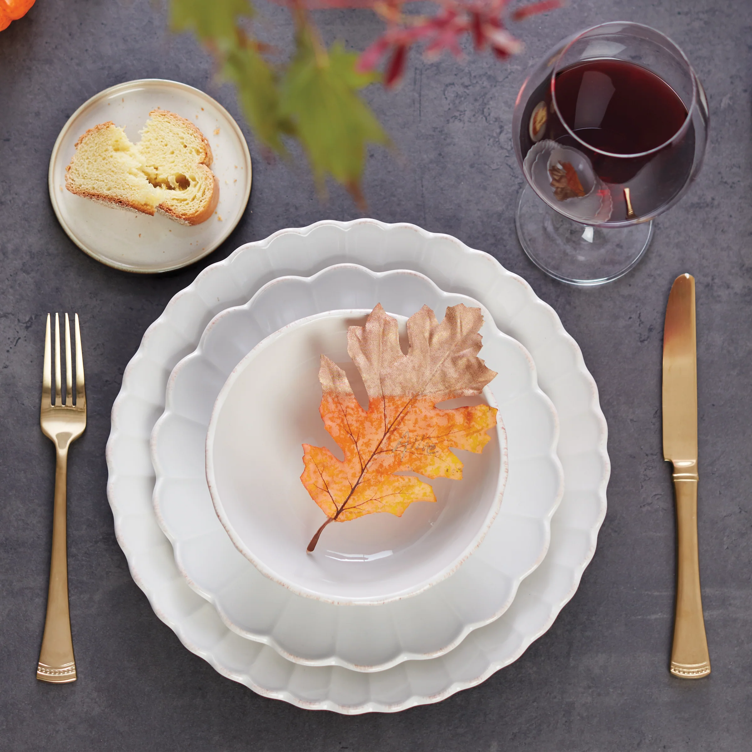 French Perle Scallop White 18-Piece Dinnerware Set - Image 3