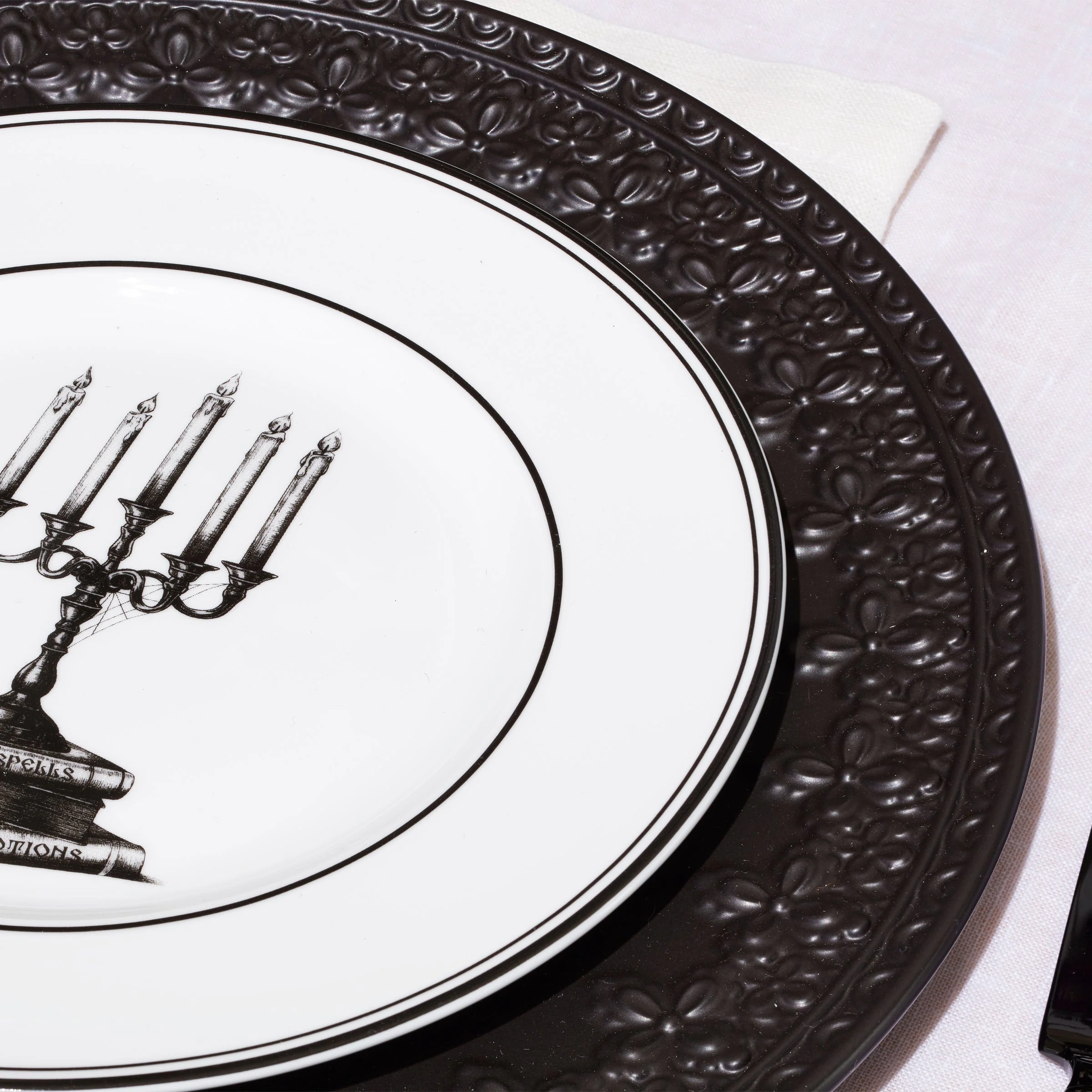 Vintage Halloween Dessert Plates, Set of 4 - Image 13