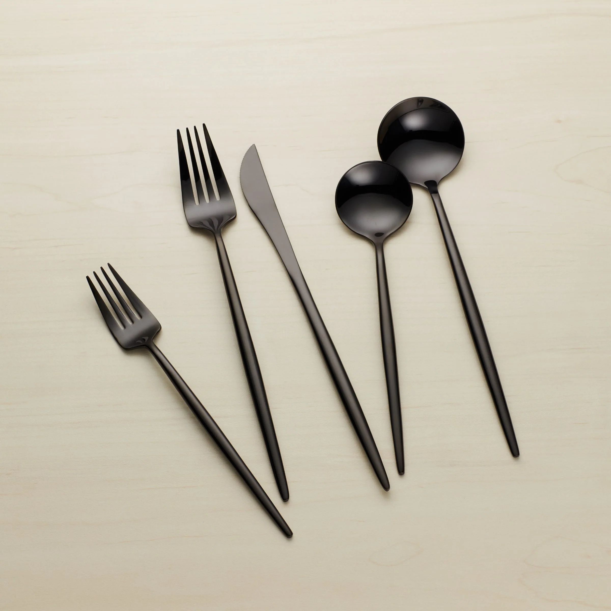 Zephyr Black Mirror 45-Piece Flatware Set - Image 6