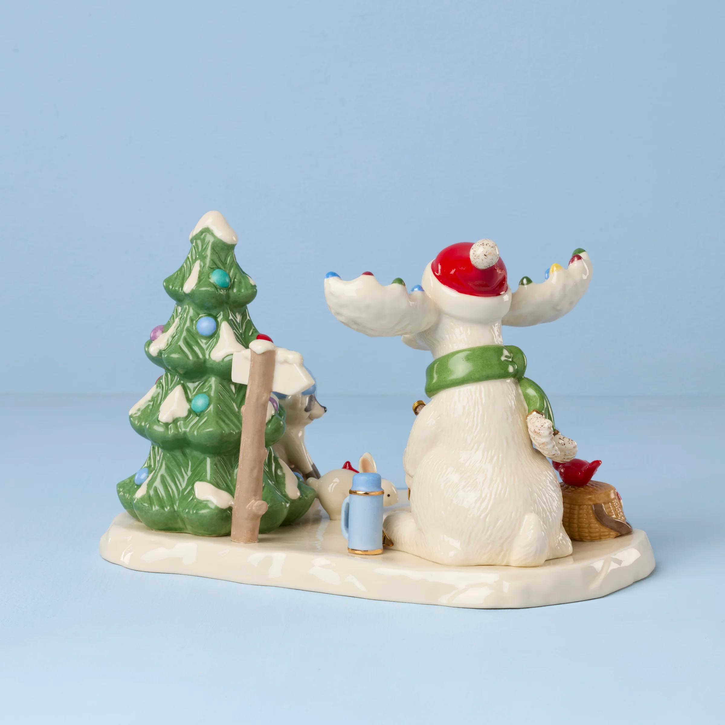 Marcel Fishing Figurine - Image 3