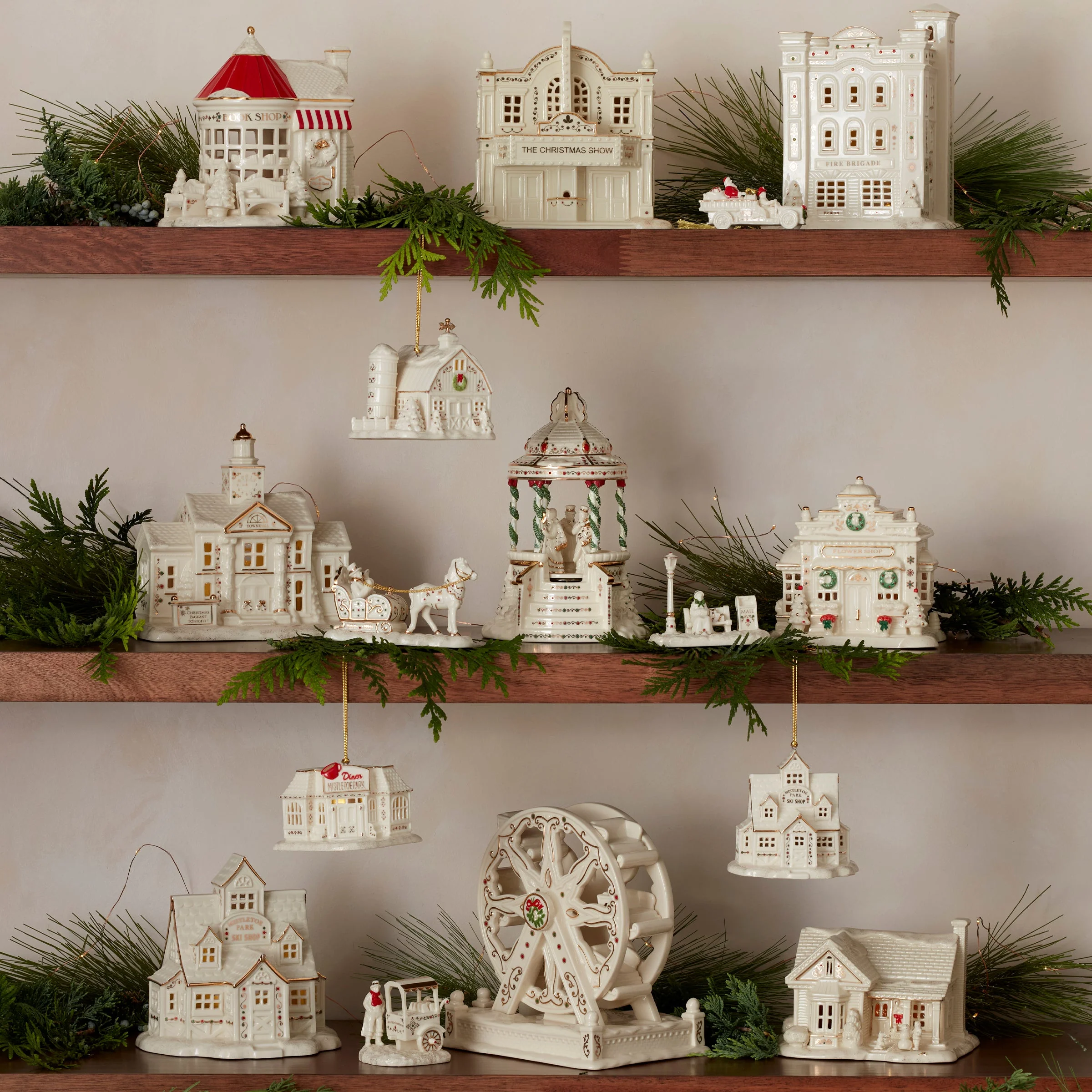 Mistletoe Park 3-Piece Lit Figurine Starter Set - Image 5