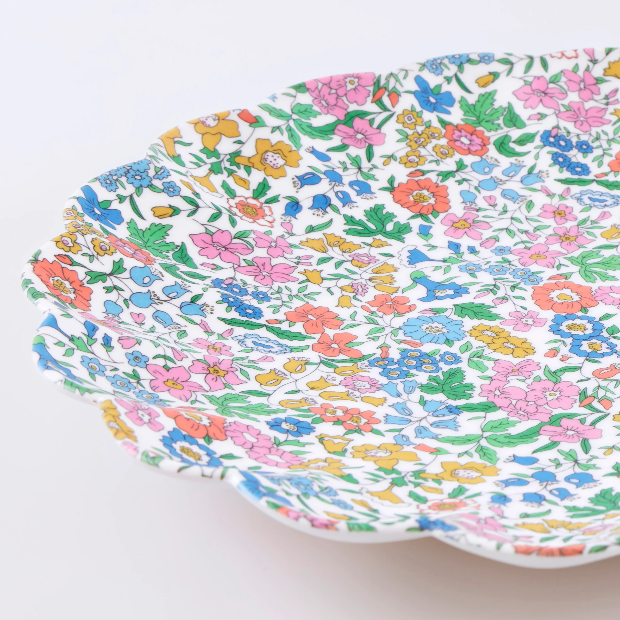 Meri Meri x Liberty Garden Party Large Plates, Set of 6 - Image 3