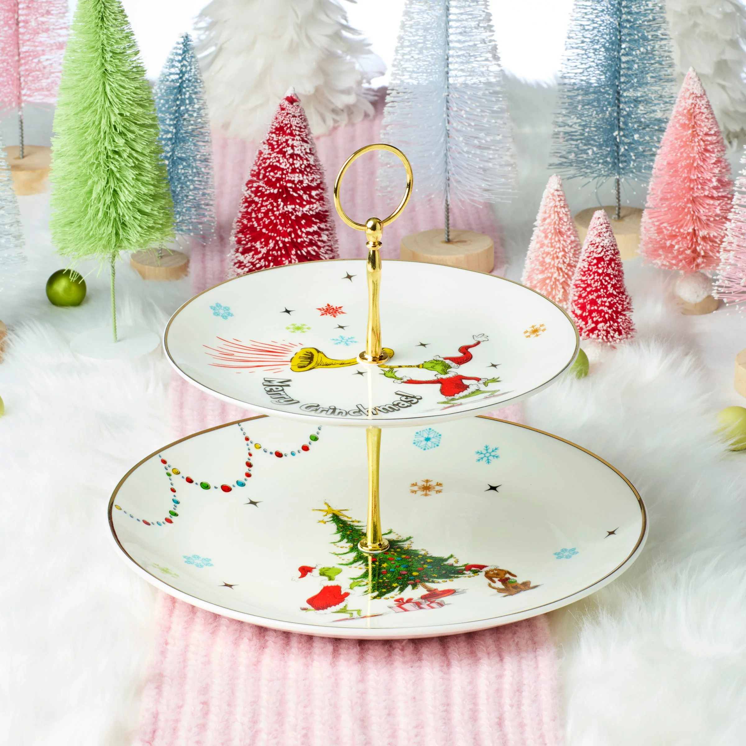 Merry Grinchmas 2-Tiered Server - Image 2