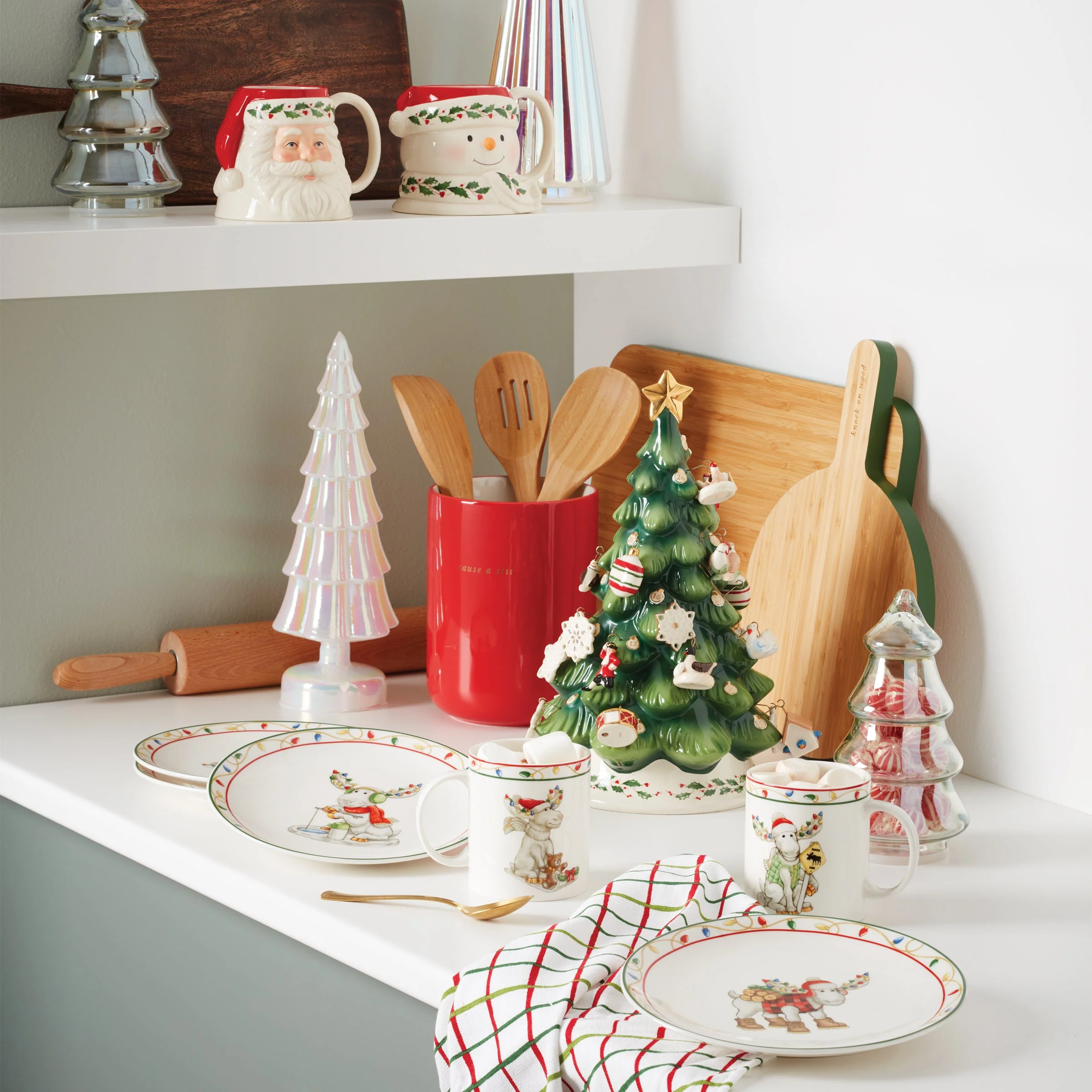 Merry Marcel Moose 4-Piece Dessert Plate Set - Image 4