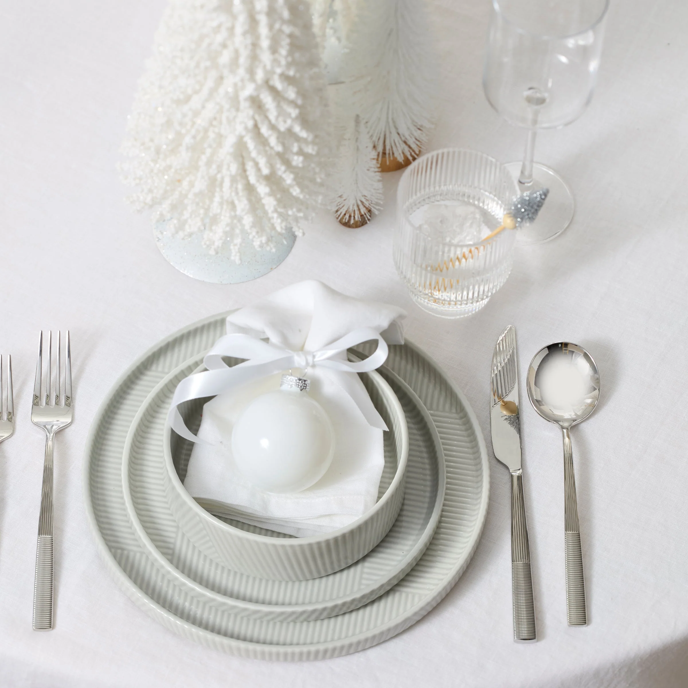 Modulus Vapor 16-Piece Dinnerware Set - Image 6