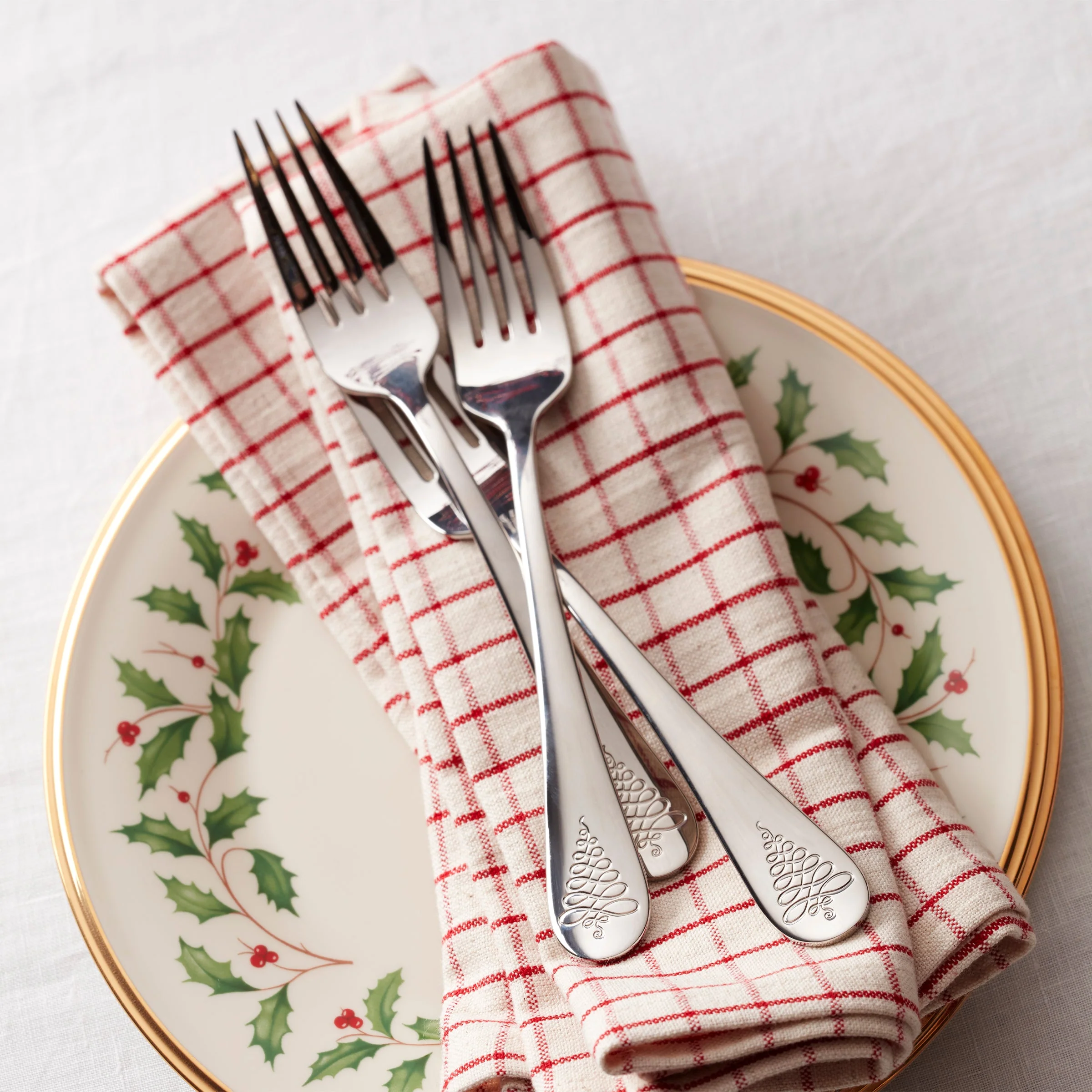 Noella 65-Piece Flatware Set - Image 4