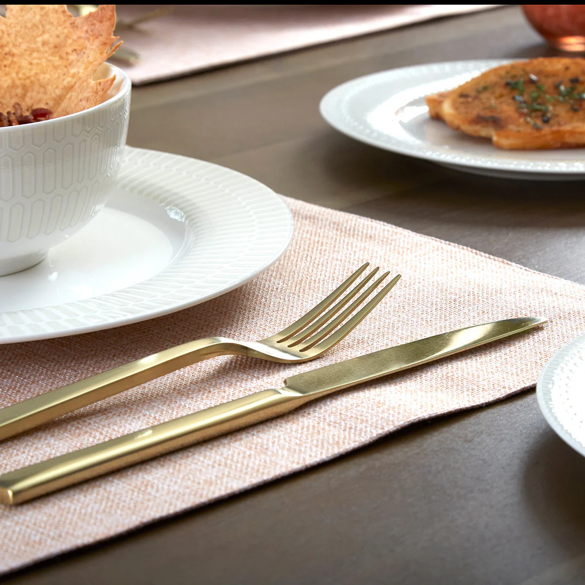 Chefs Table Champagne 20 Piece Flatware Set - Image 4