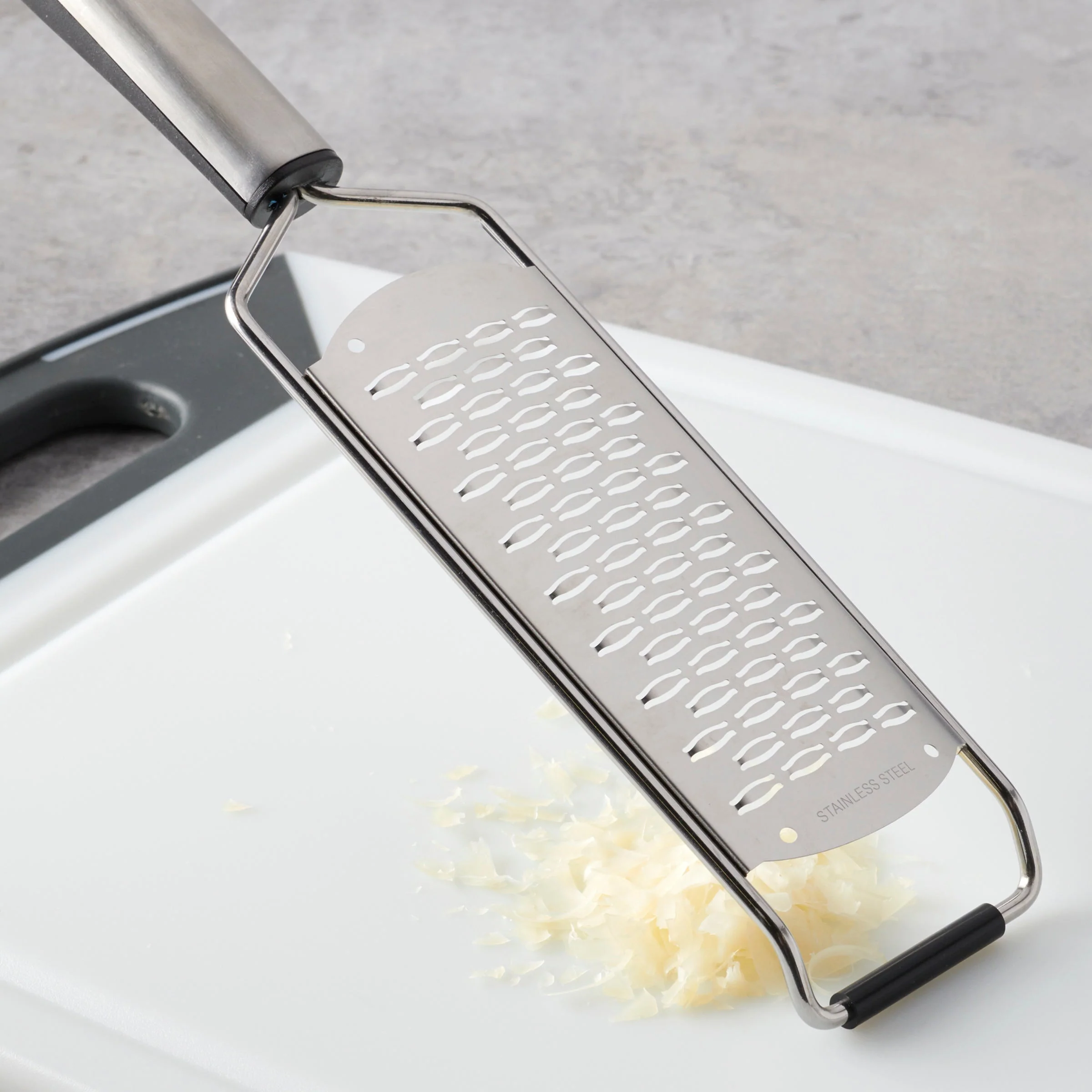 Elite Gadgets Stainless Steel Grater - Image 4