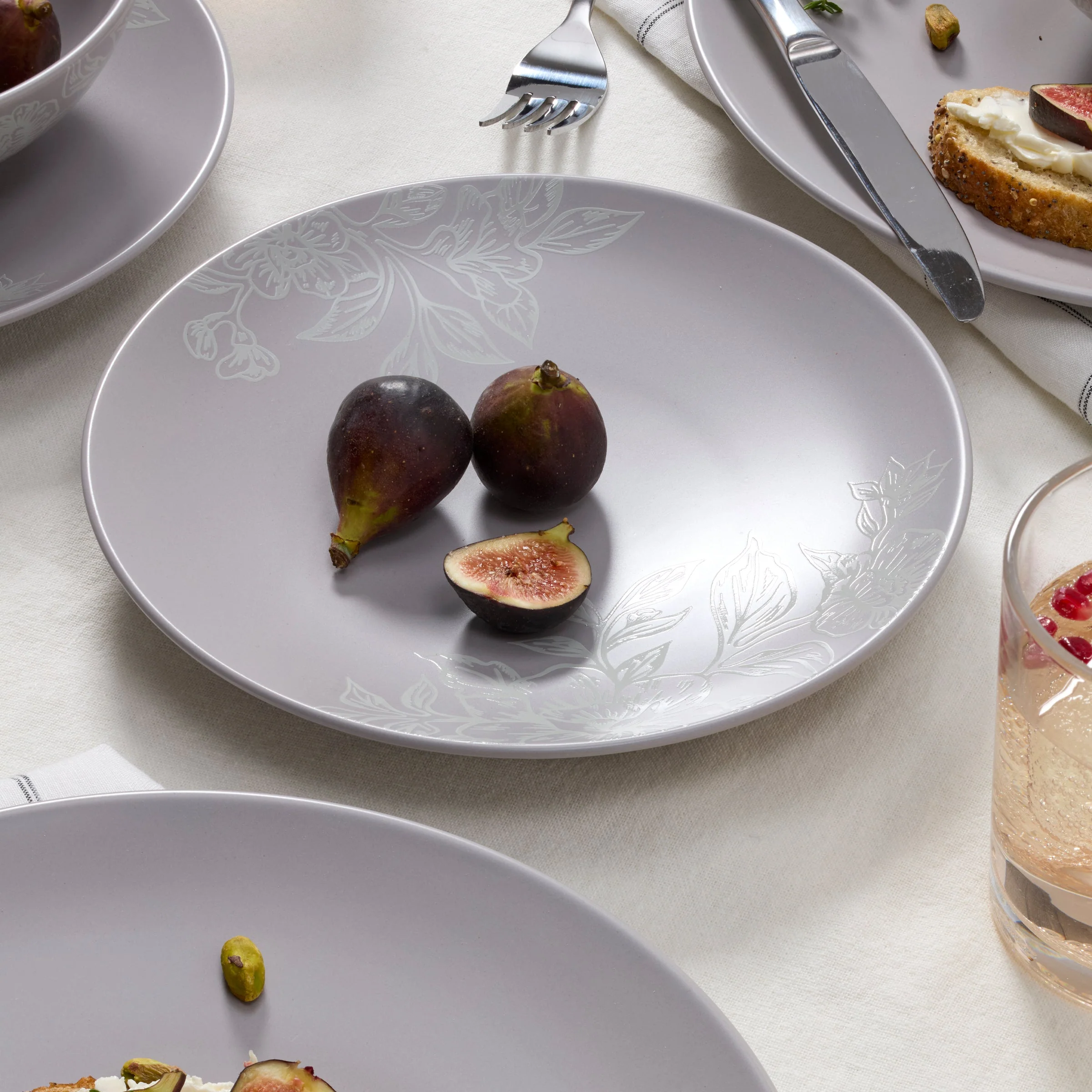 Roseto Pumice 12-Piece Dinnerware Set - Image 4