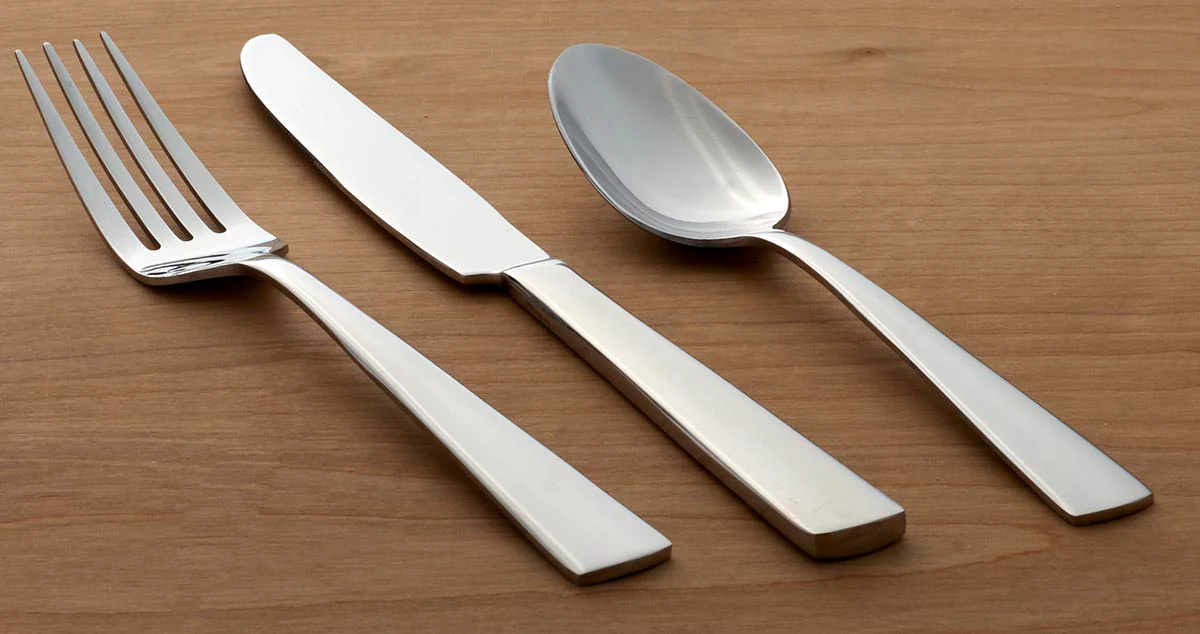 Nocha Satin 20-Piece Flatware Set - Image 2