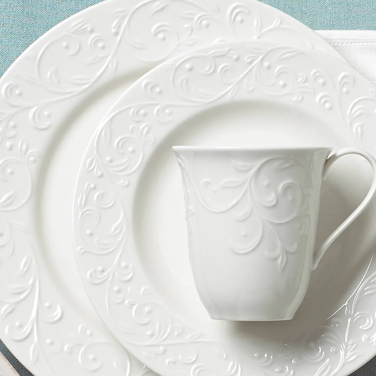 Opal Innocence Carved 4-Piece Place Setting - Image 4