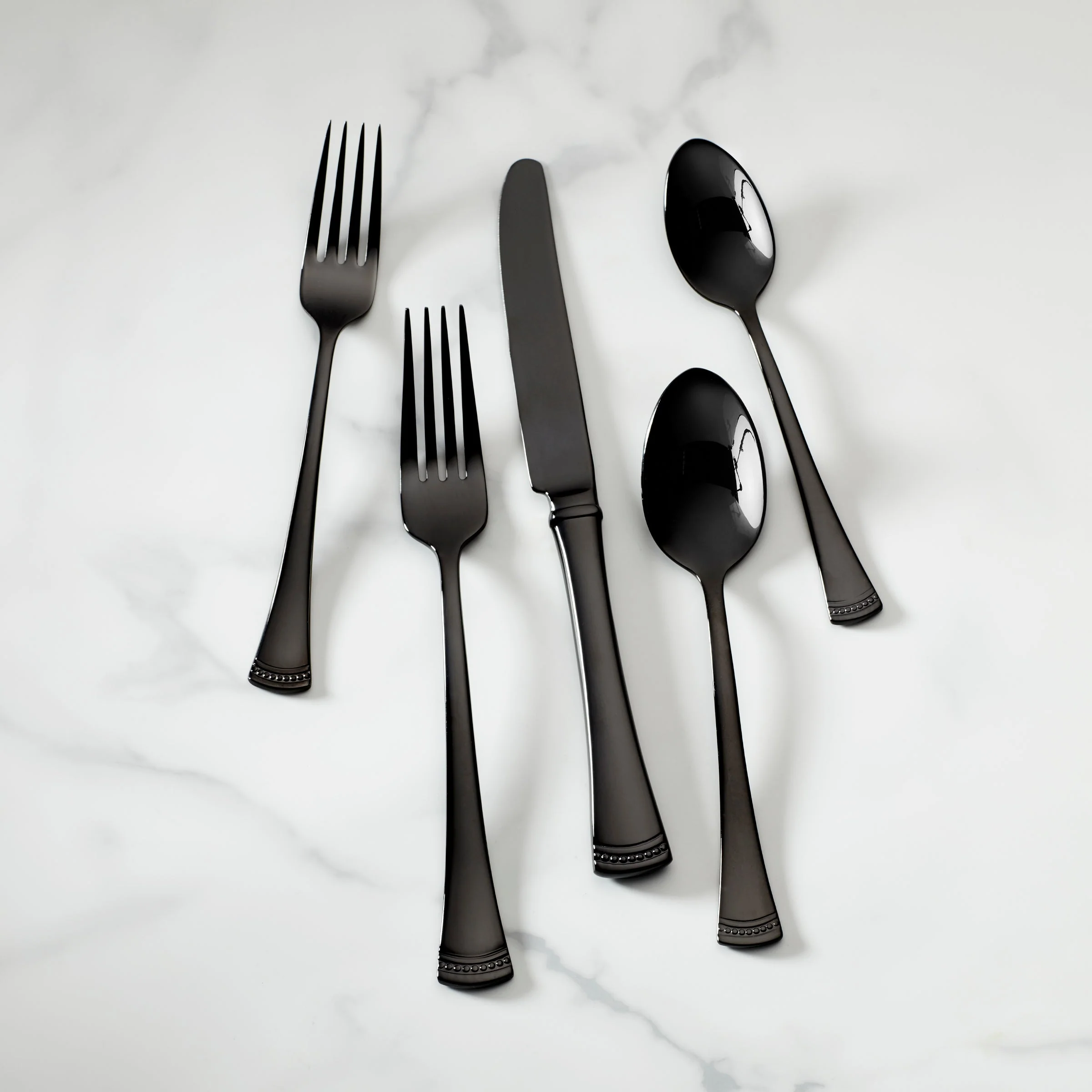 Portola Black Mirror 20-Piece Flatware Set
