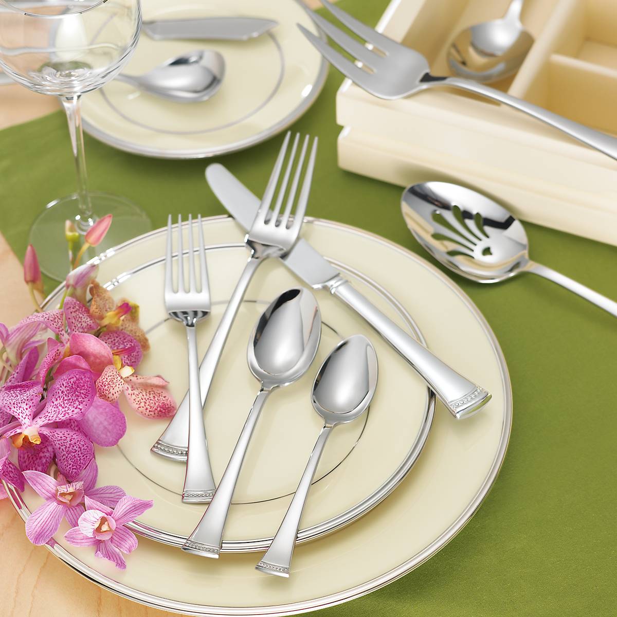 Portola 65-Piece Flatware Set - Image 6