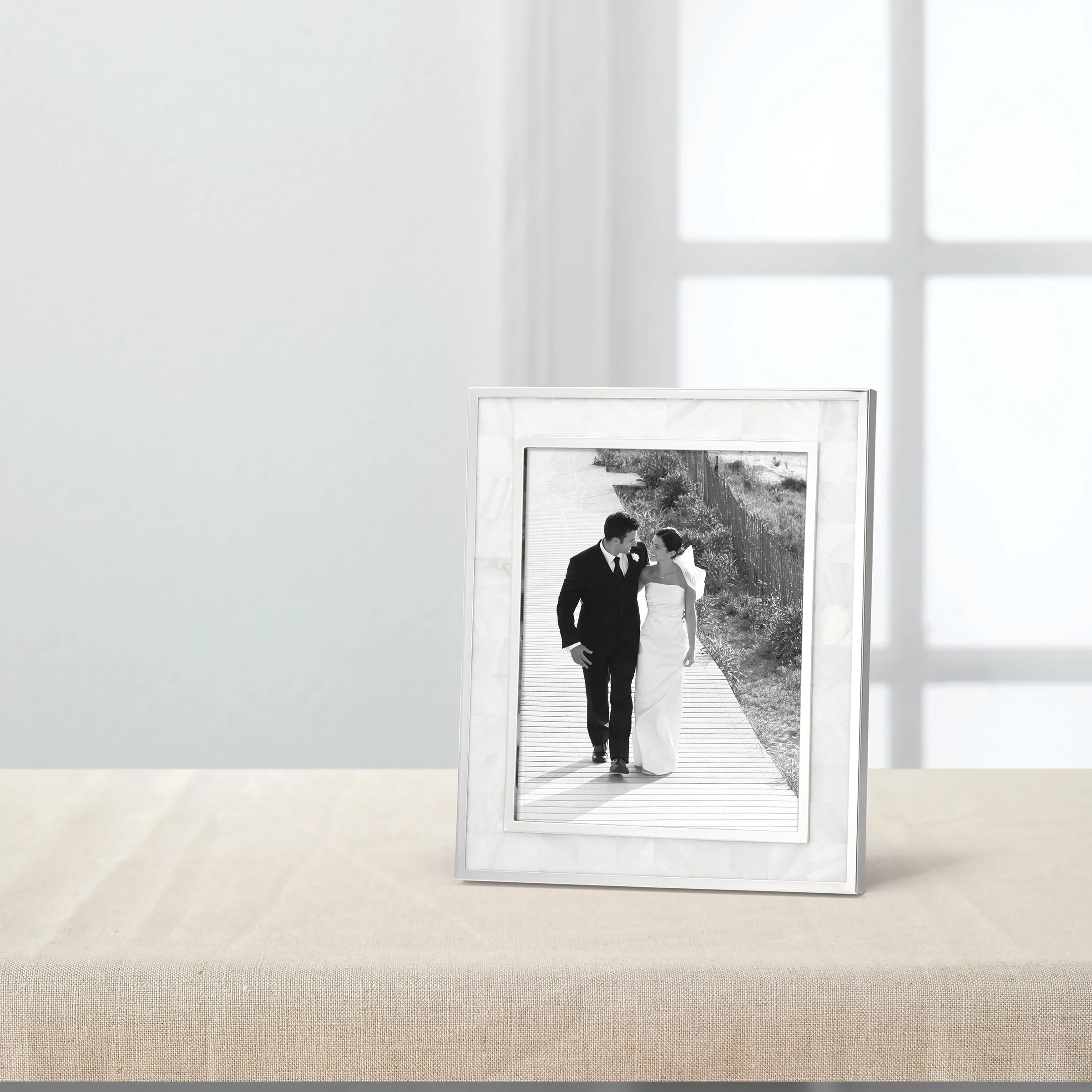 Mother Of Pearl 8x10 Photo Frame - Image 3