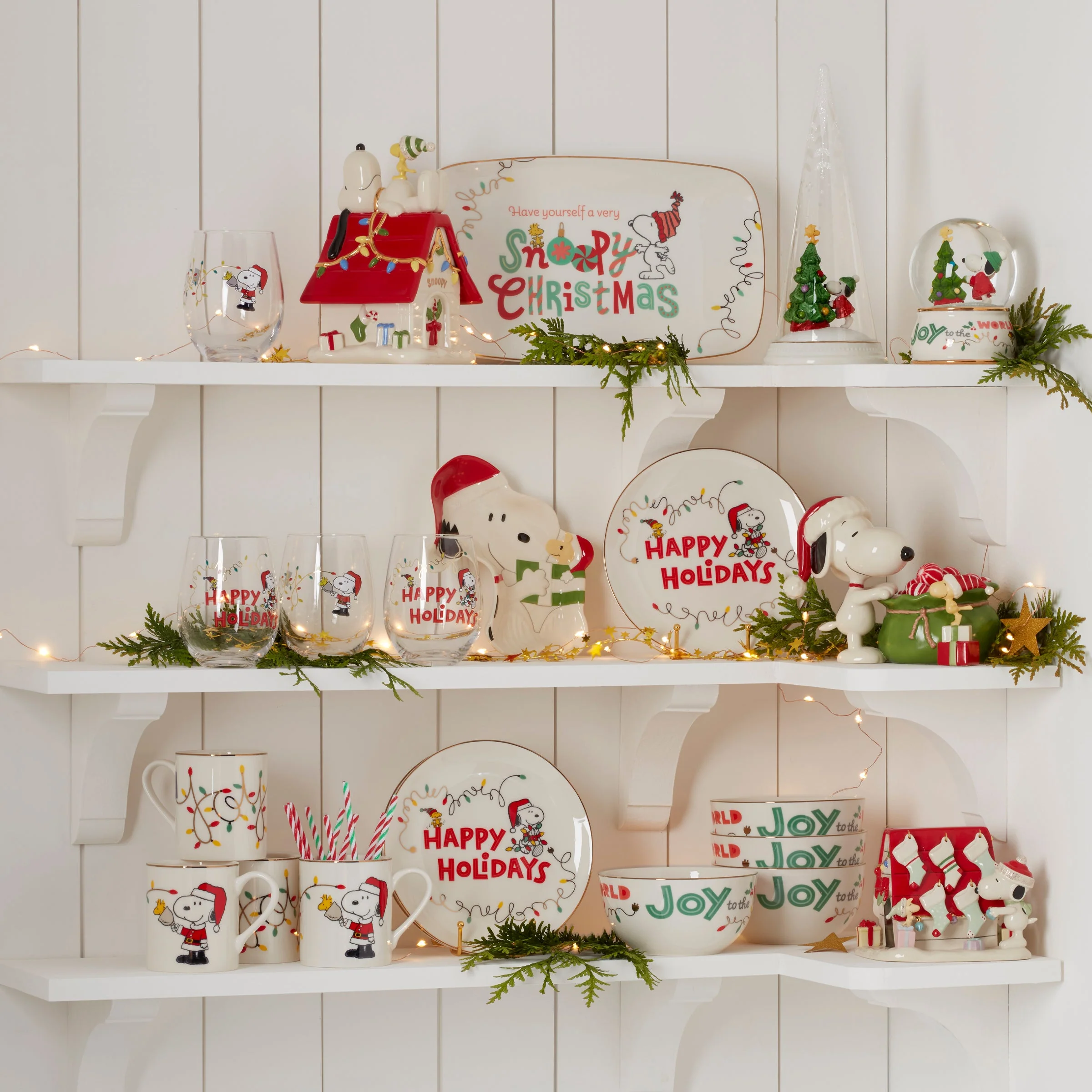 Snoopy Christmas 12-Piece Dessert Set - Image 4