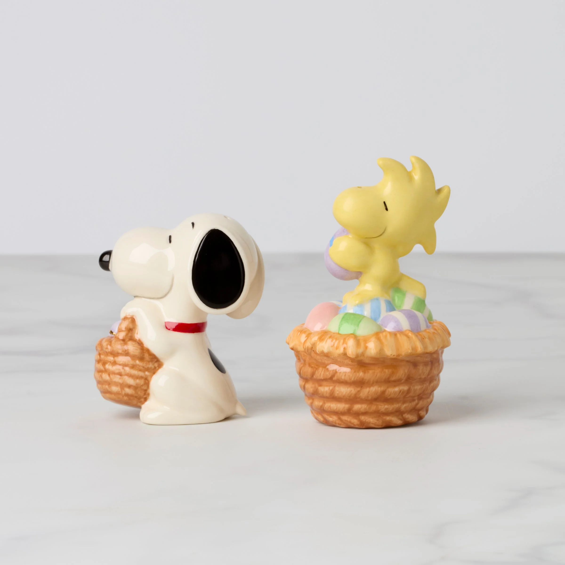 Snoopy Easter Salt & Pepper Set - Image 2