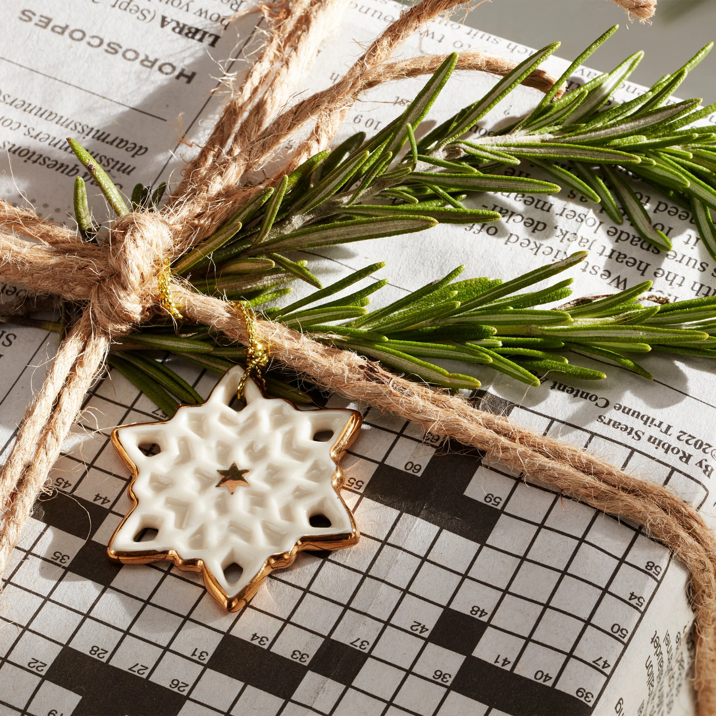 Snowflake 10-Piece Mini Ornament Set - Image 5