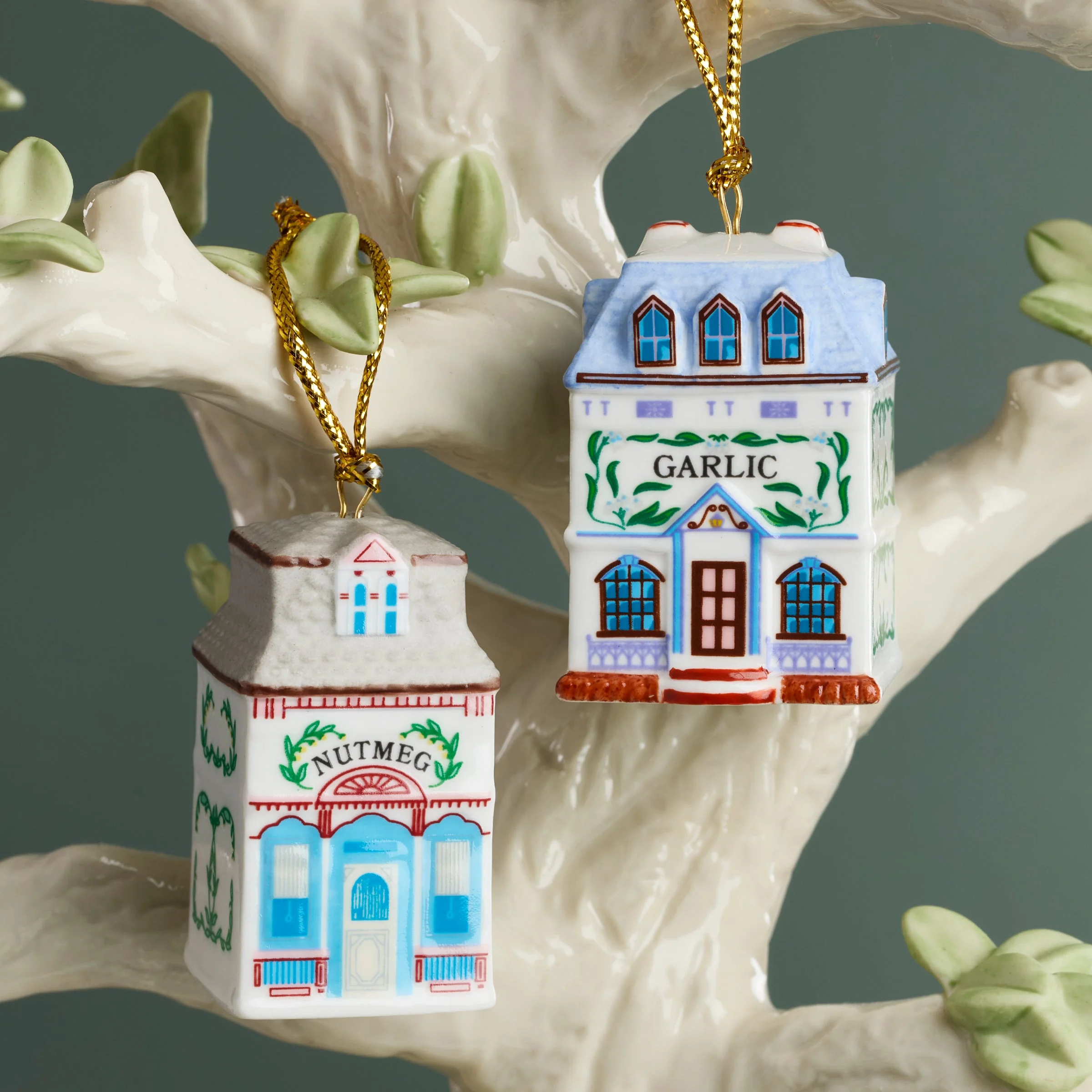Lenox Spice Village 10-Piece Mini Ornament Set - Image 5