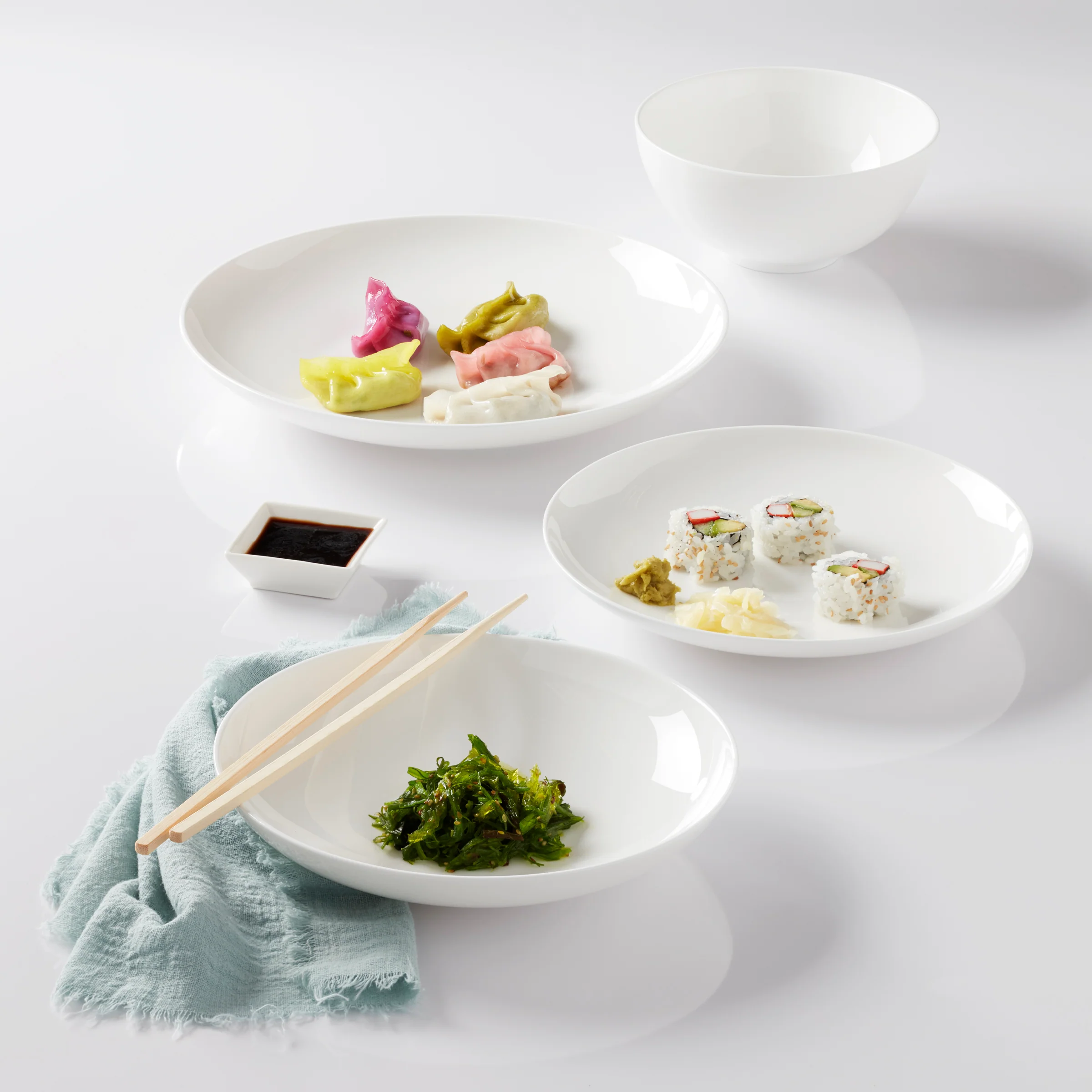 Studio 1414 Coupe 12-Piece Dinnerware Set - Image 19