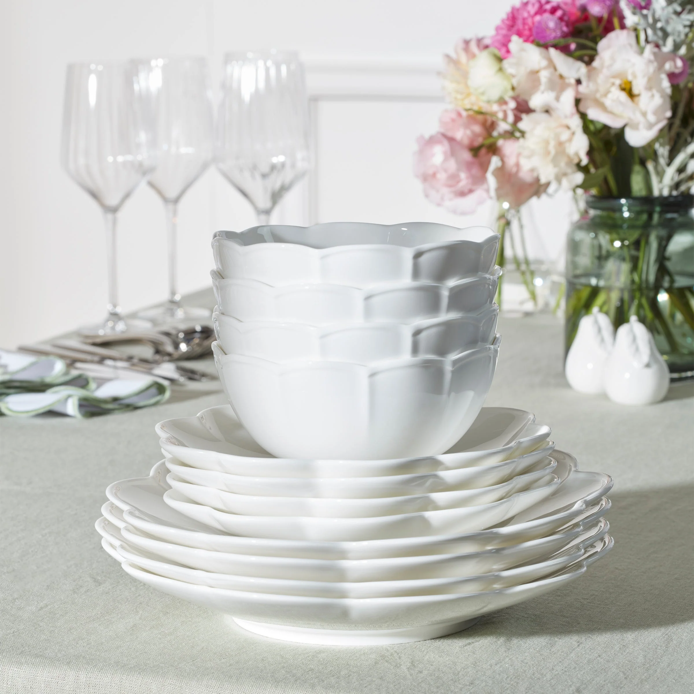 Studio 1414 Scallop 12-Piece Dinnerware Set - Image 10