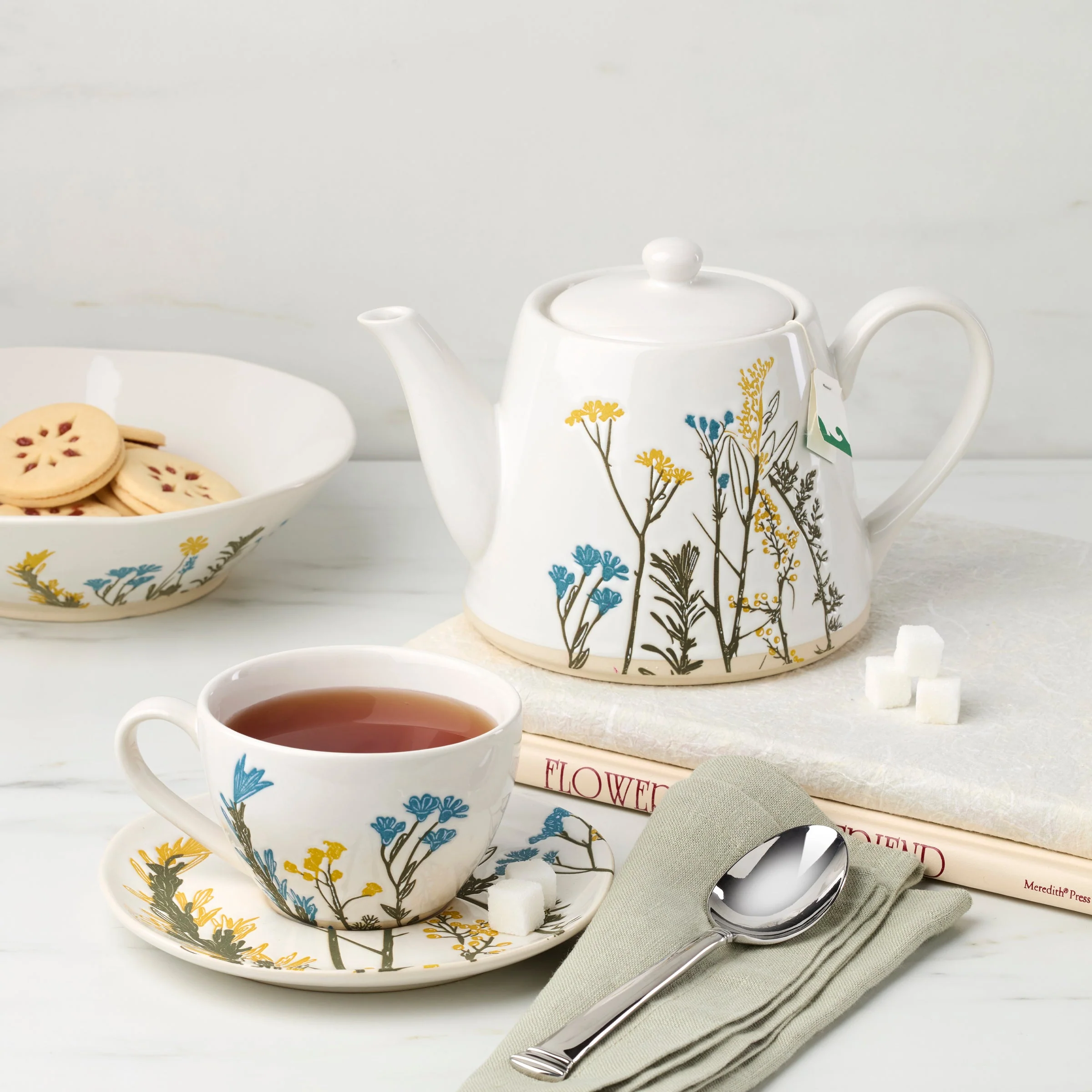 Wildflowers Tea Cup & Saucer, Set of 4 - Image 2